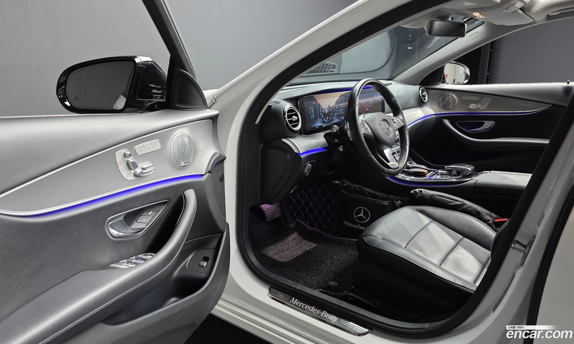 Mercedes-Benz E-Class W213 2016 — 15