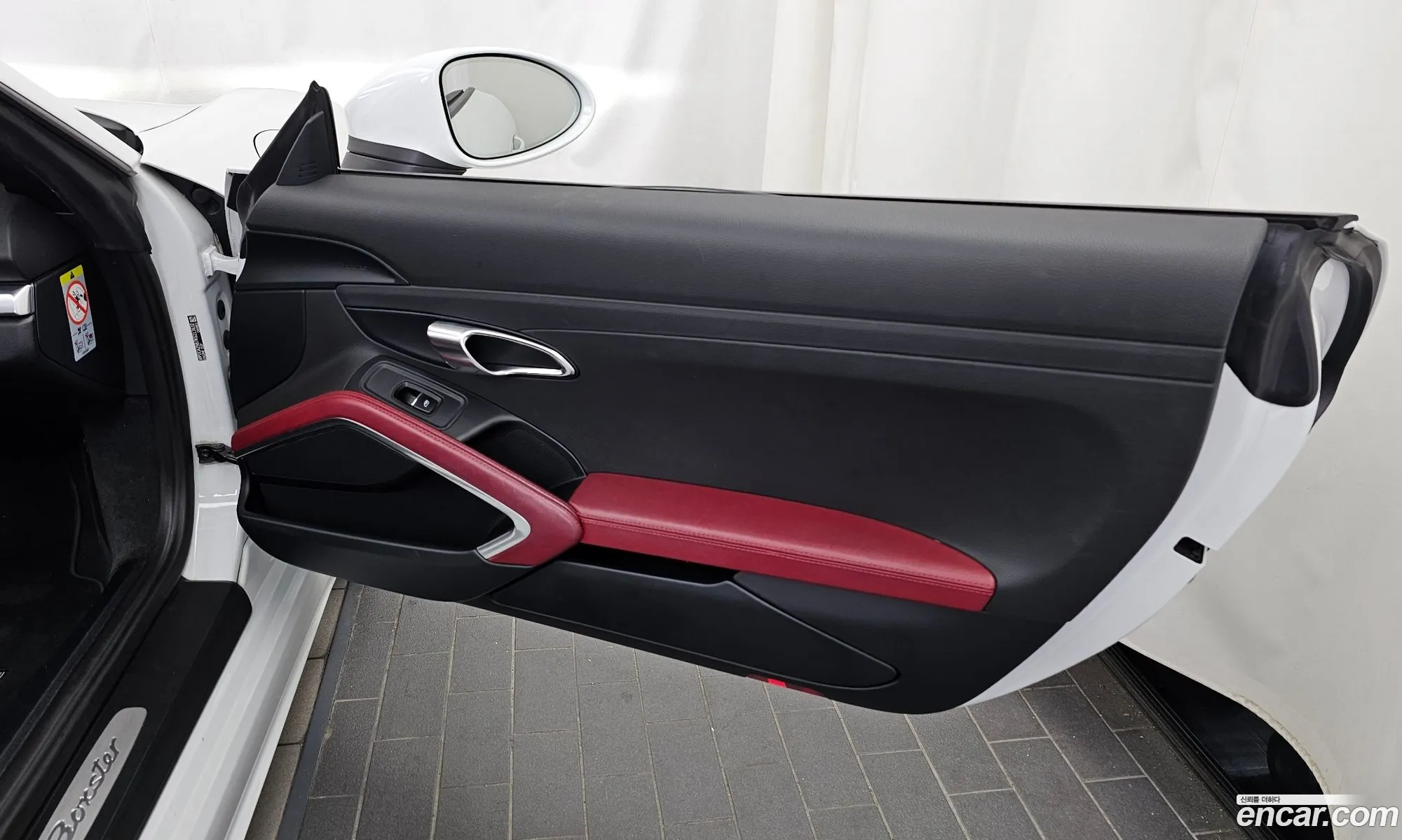Porsche 718 Boxster 2019 WP0CA2987KS213632 — 24