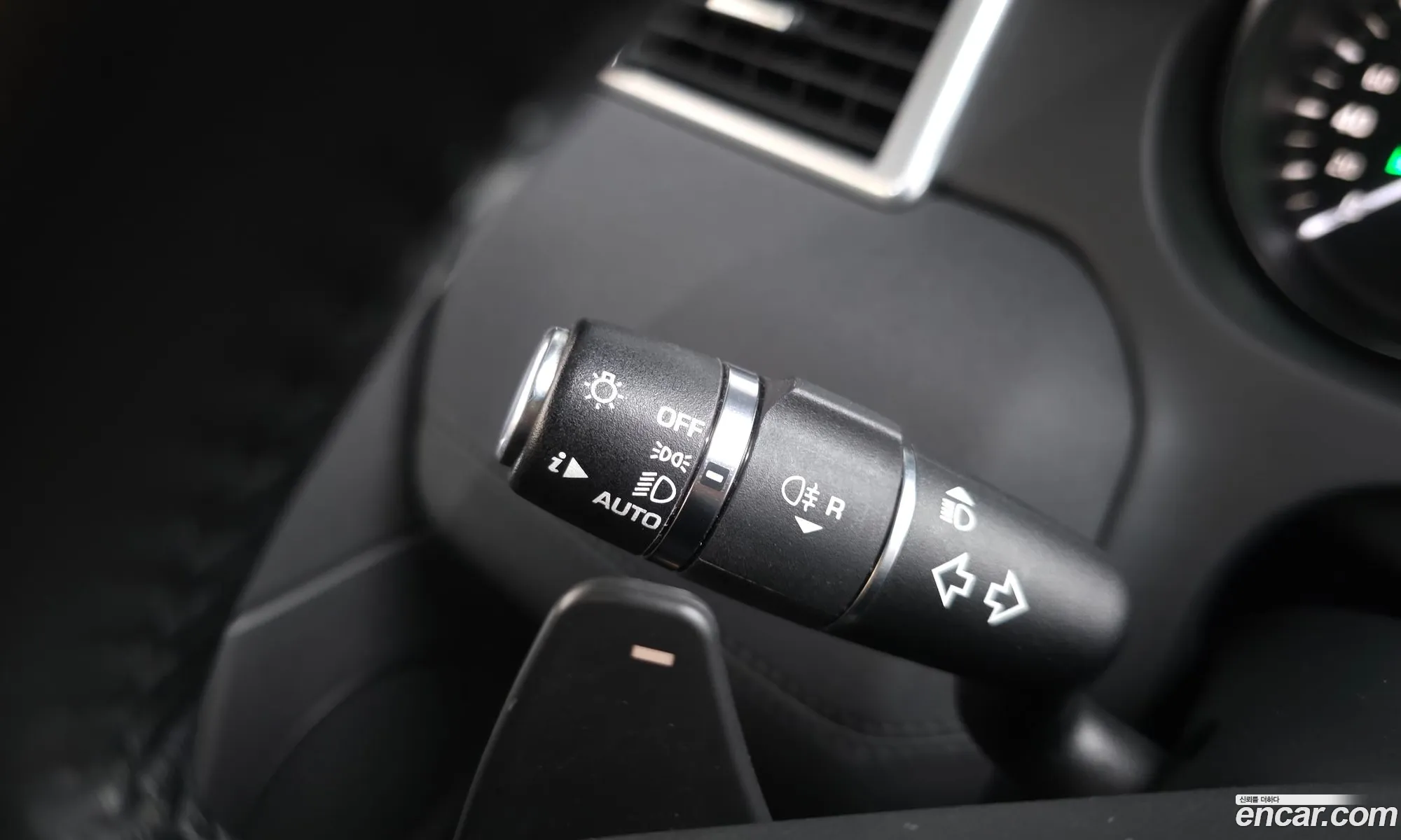 Land Rover Discovery Sport 2017 — 2