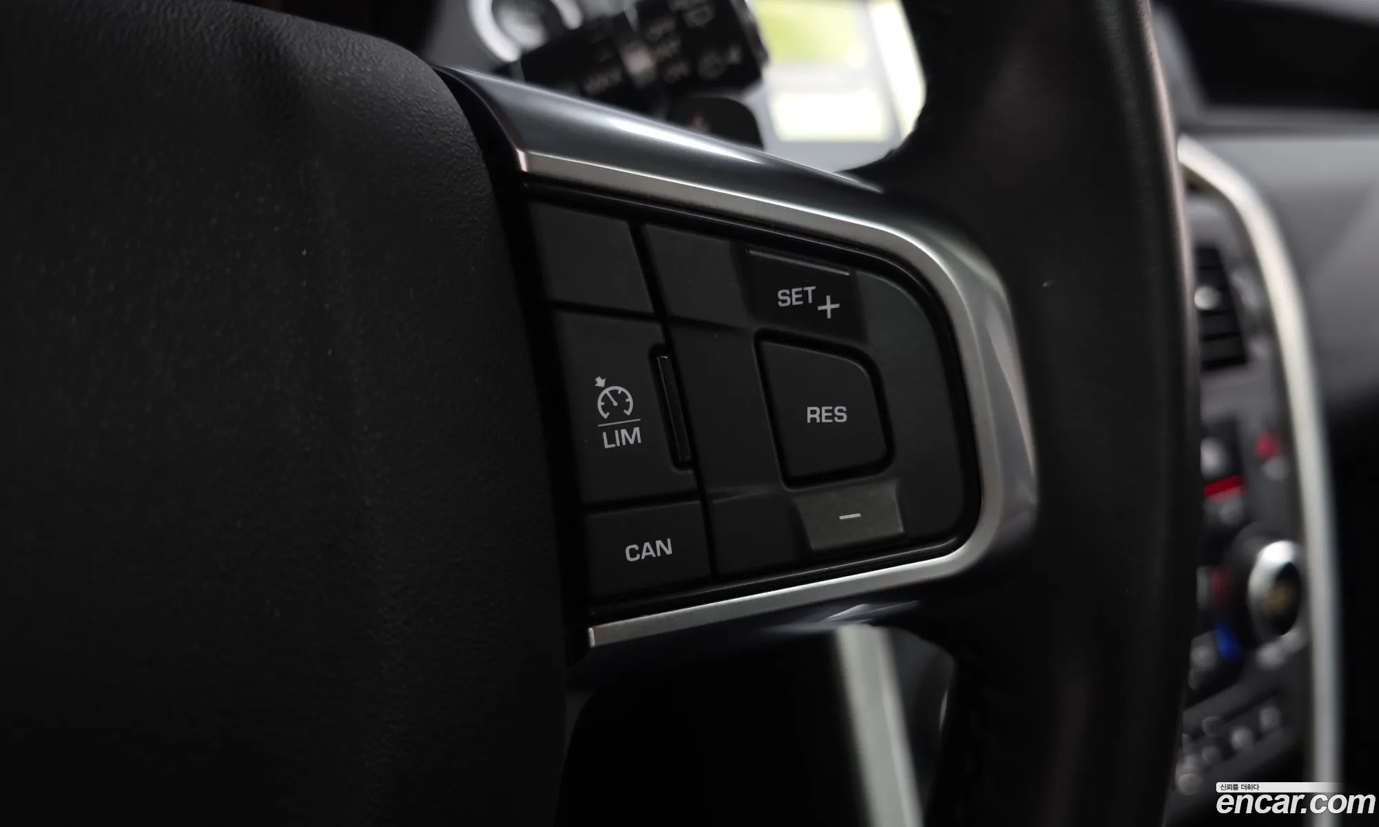 Land Rover Discovery Sport 2017 — 29