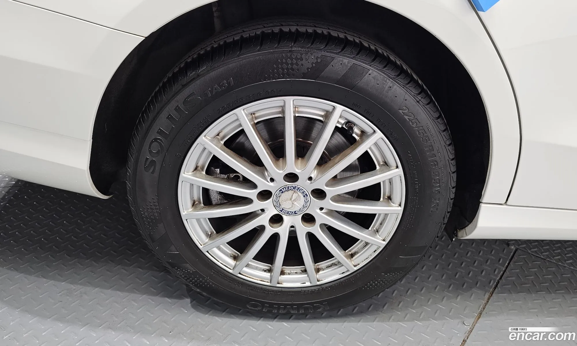 Mercedes-Benz C-Class W205 2015 WDDWF4CB6FF194316 — 13