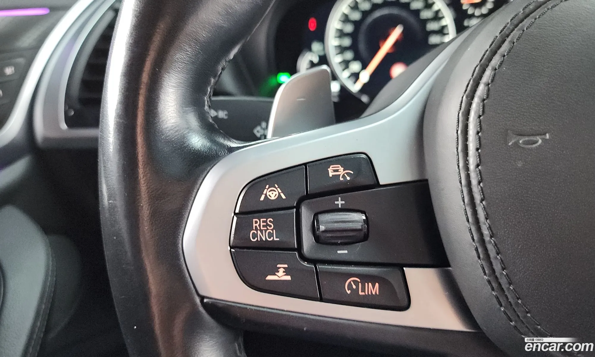 BMW X4 2019 WBAVJ5104KLP62745 — 3