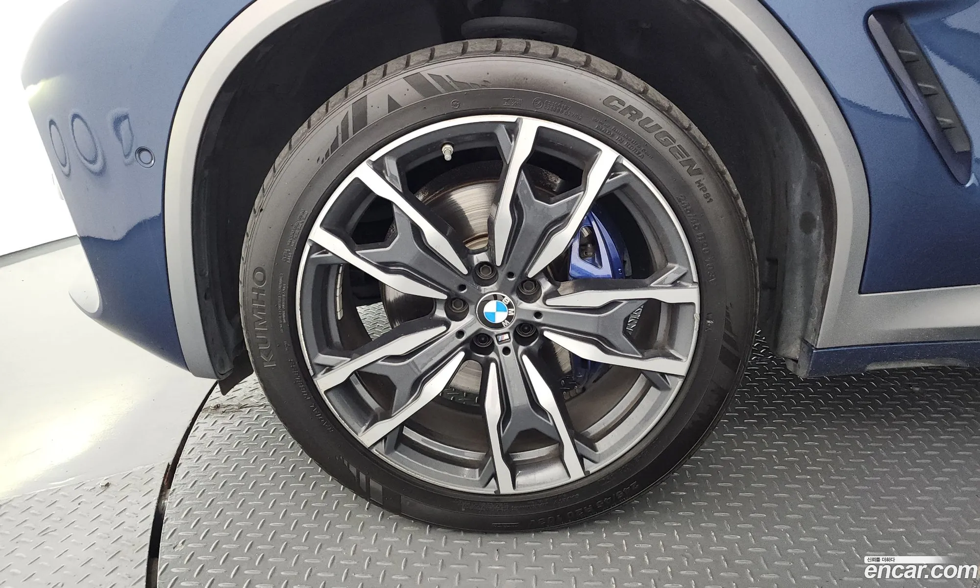 BMW X4 2019 WBAVJ5104KLP62745 — 17