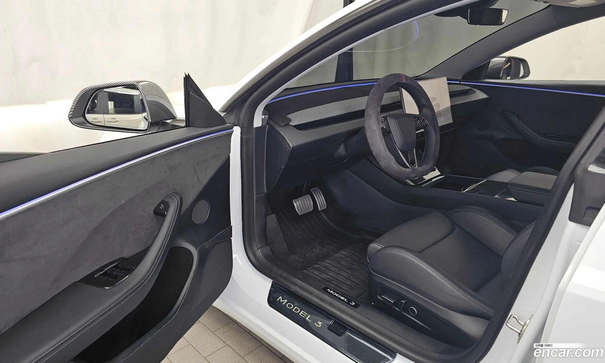 Tesla Model 3 2024 LRW3E7ETXRC191140 — 26