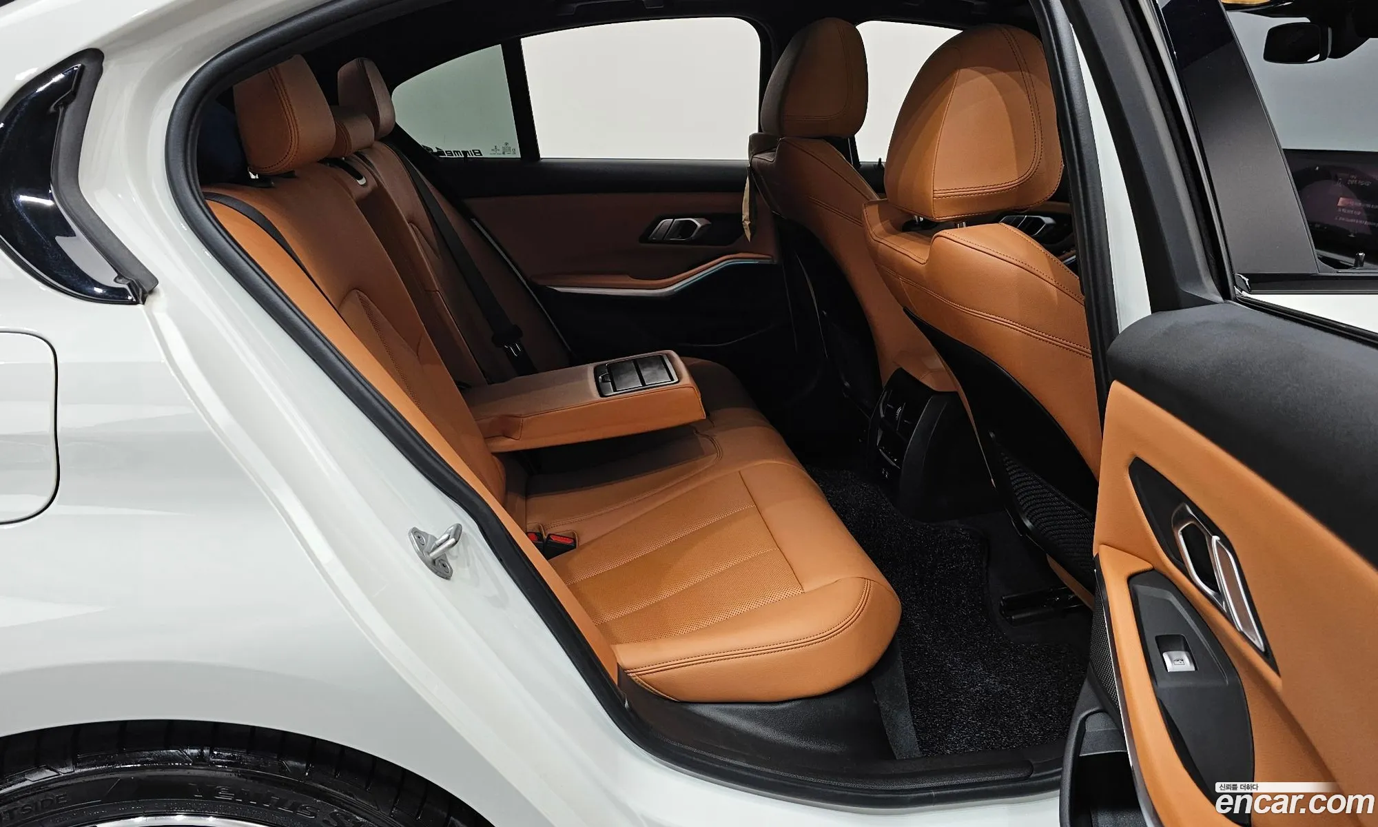 BMW 3 Series 2023 — 26
