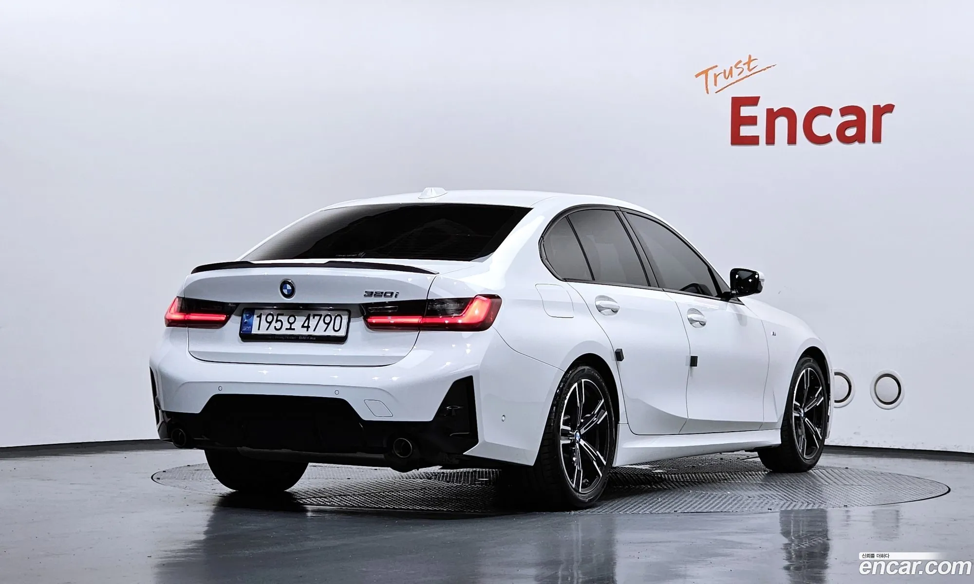 BMW 3 Series 2023 — 37