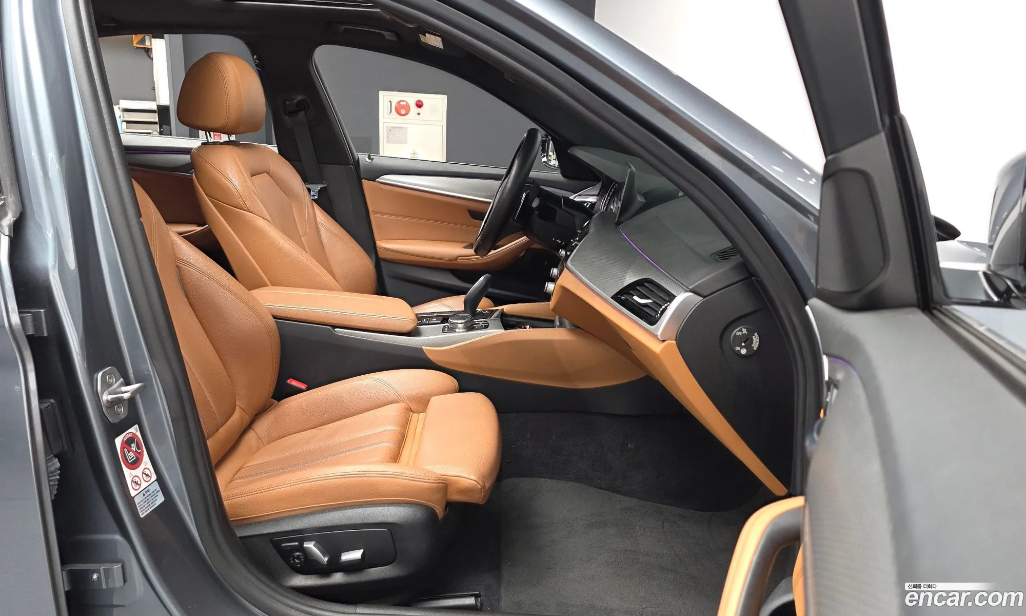 BMW 5 Series 2017 WBAJC3103JWB77376 — 14