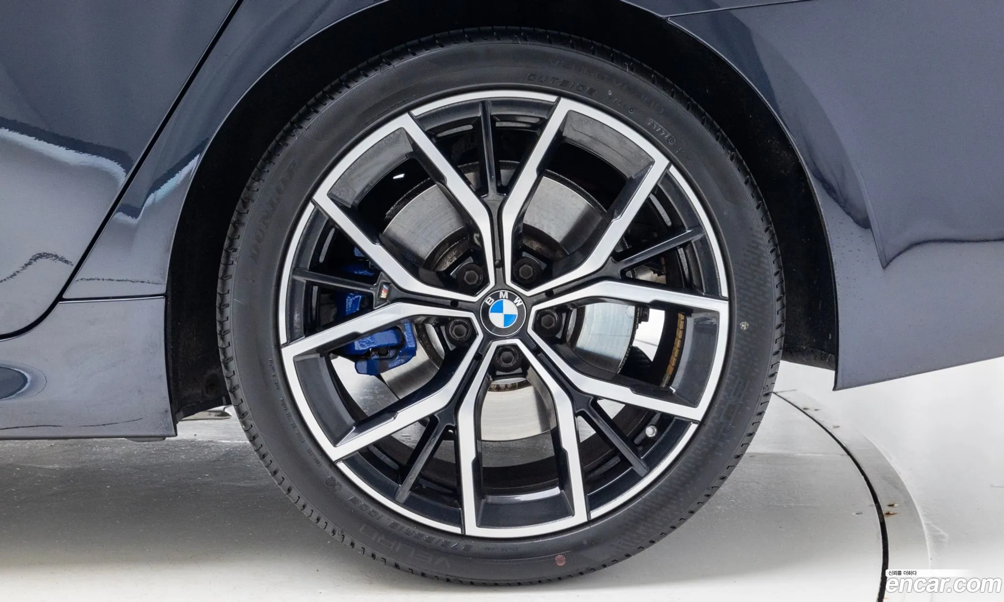 BMW 5 Series 2023 — 4