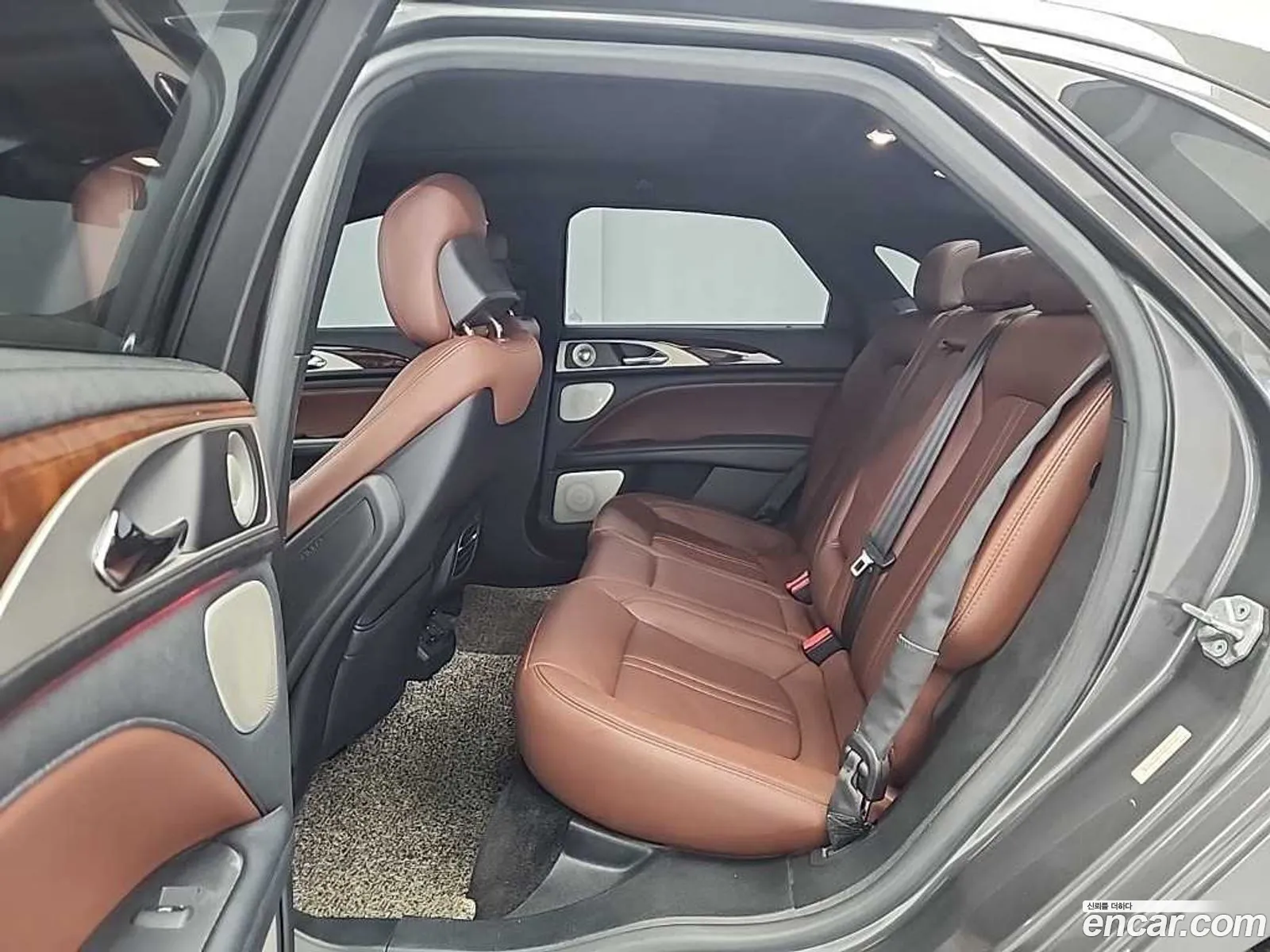 Lincoln MKZ 2016 — 9