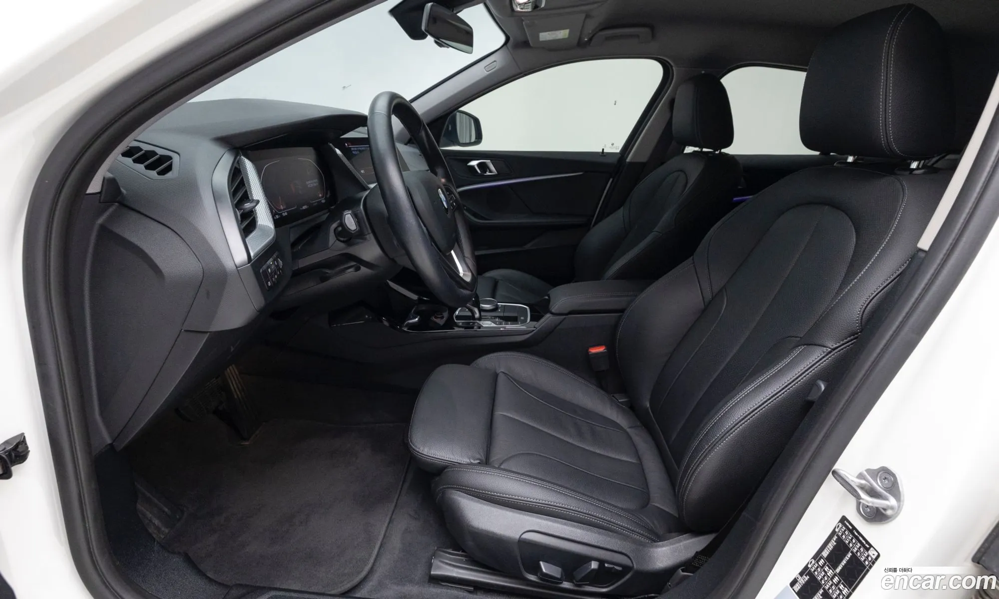 BMW 1 Series 2022 — 9