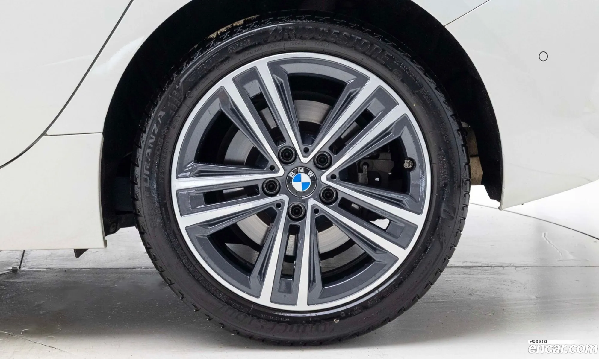 BMW 1 Series 2022 — 17
