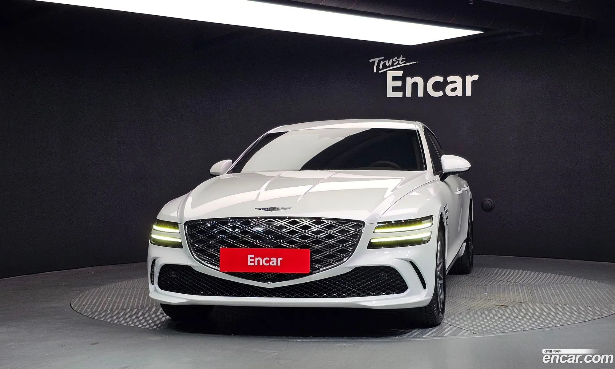 Genesis G80 2025 — 2