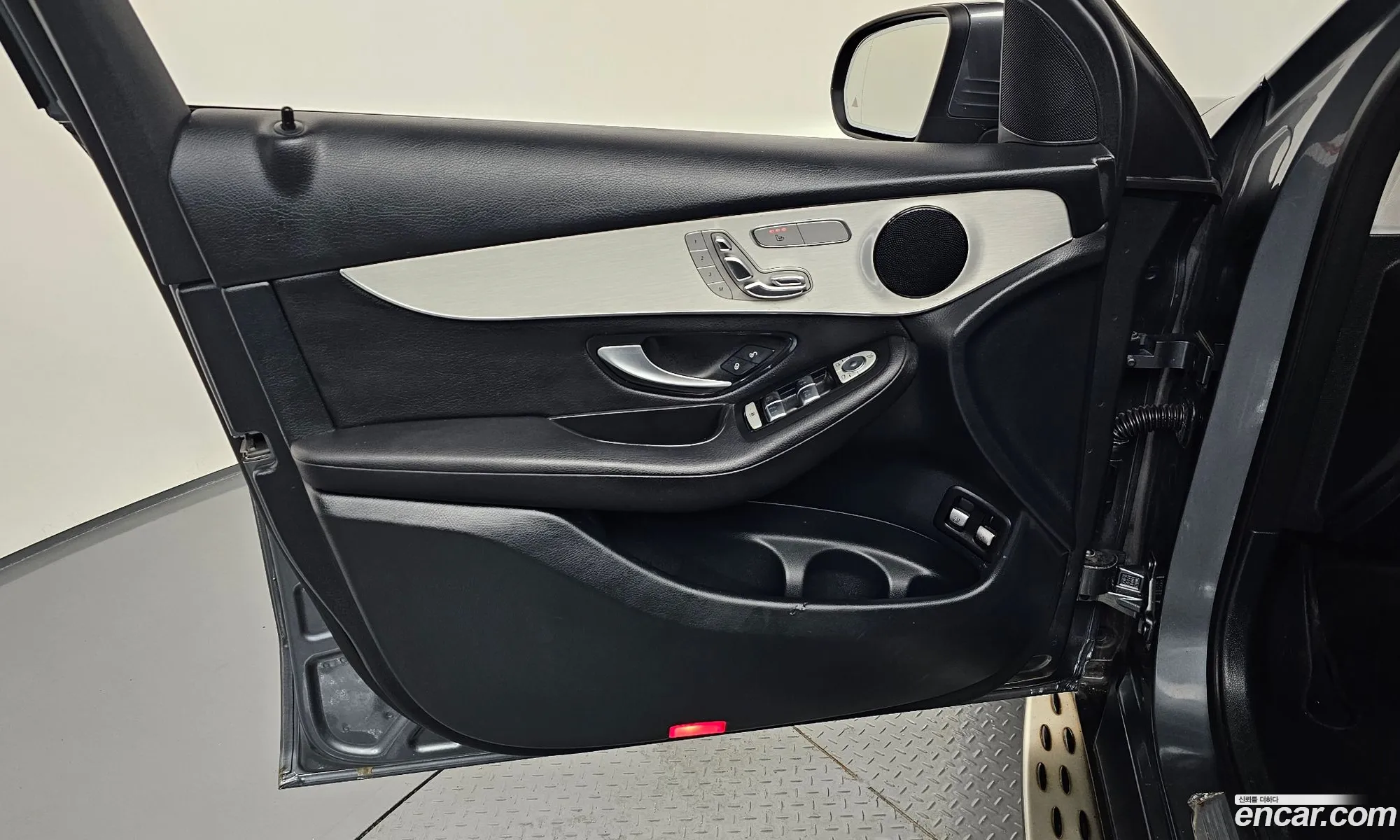 Mercedes-Benz GLC-Class X253 2019 — 25