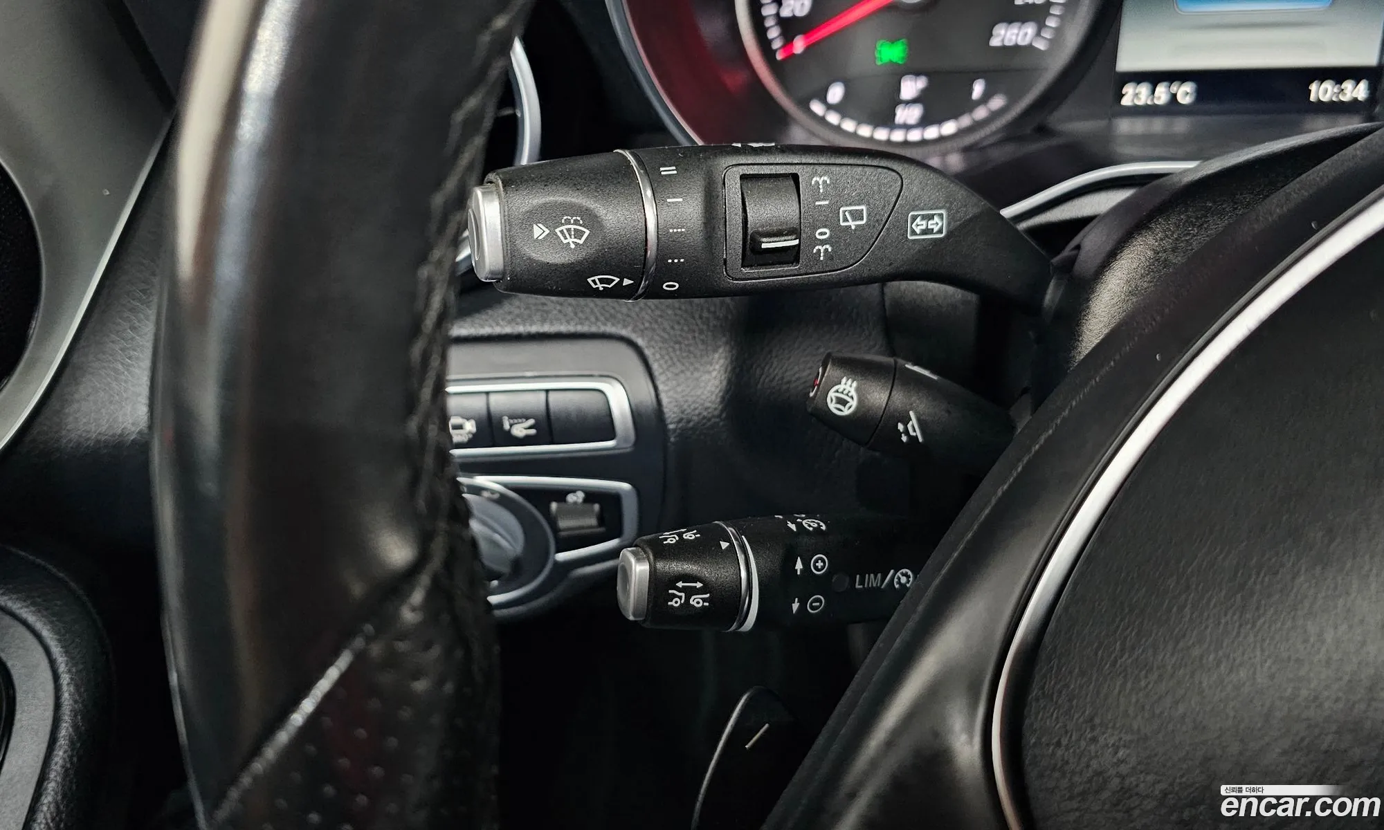 Mercedes-Benz GLC-Class X253 2019 — 15