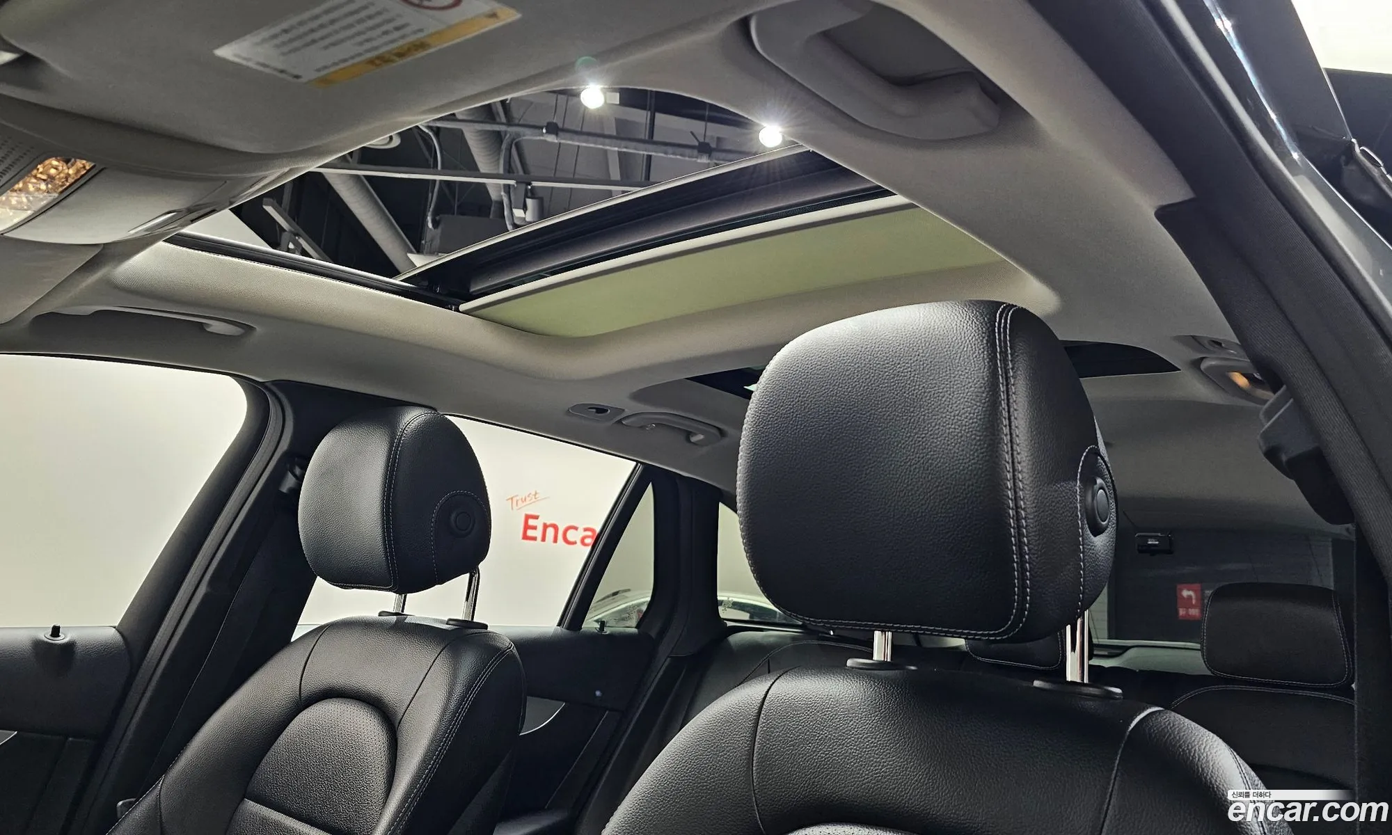 Mercedes-Benz GLC-Class X253 2019 — 33