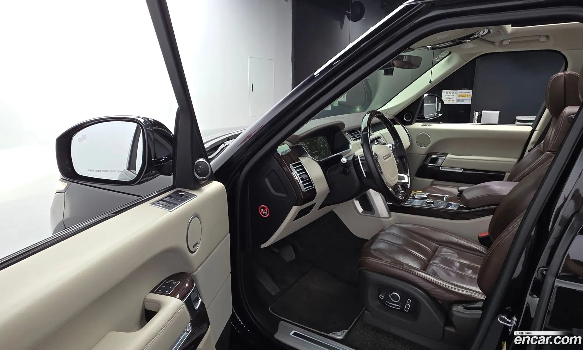 Land Rover Range Rover 2017 — 18