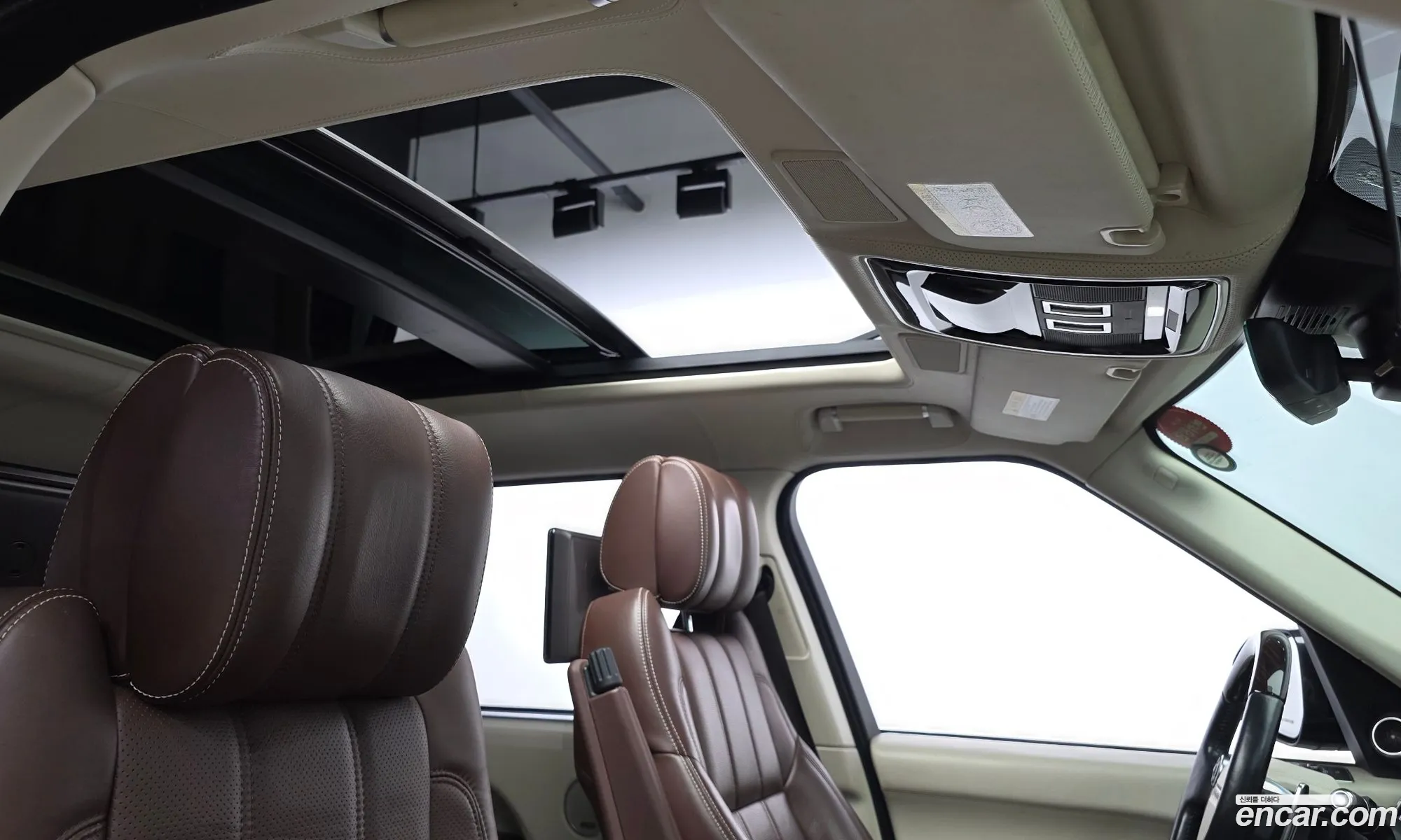 Land Rover Range Rover 2017 — 16