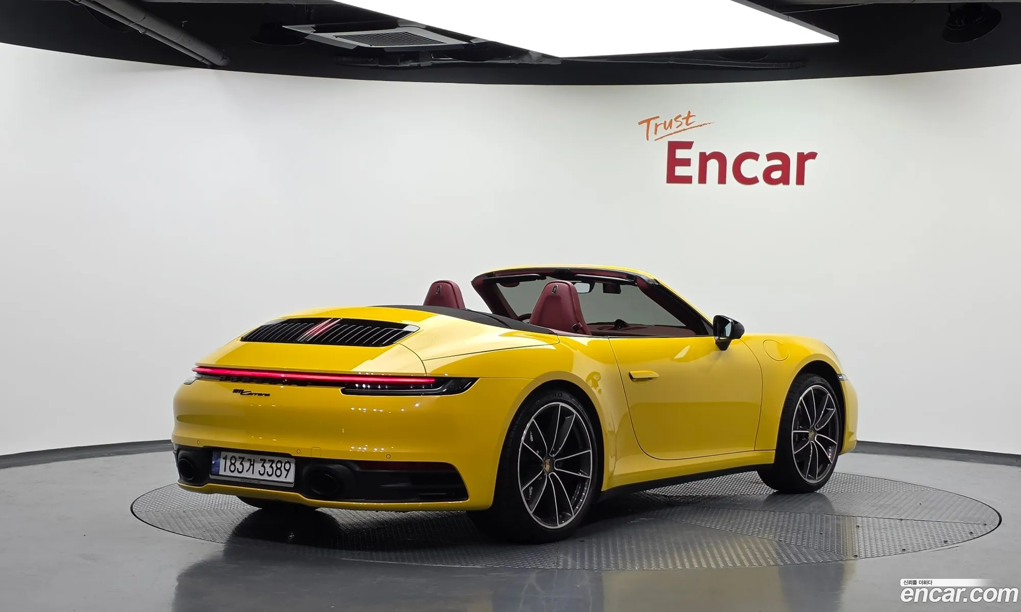 Porsche 911 2023 WP0CA2994PS238178 — 2