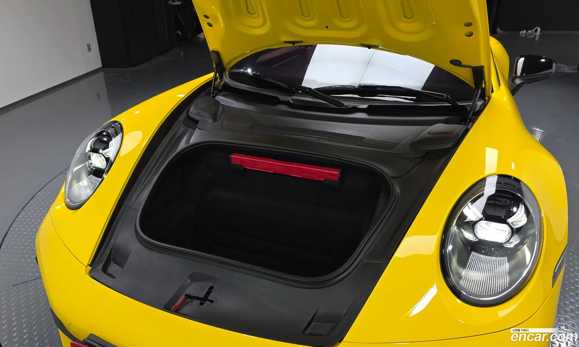 Porsche 911 2023 WP0CA2994PS238178 — 4