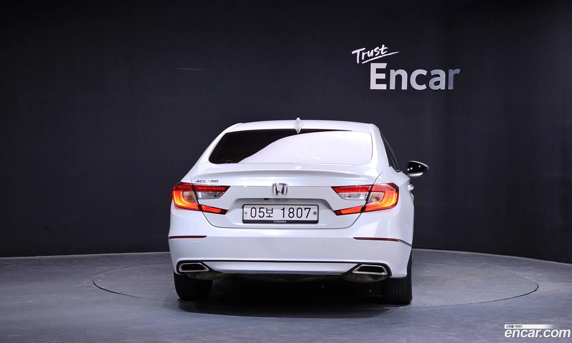 Honda Accord 10th Gen 2018 — 10