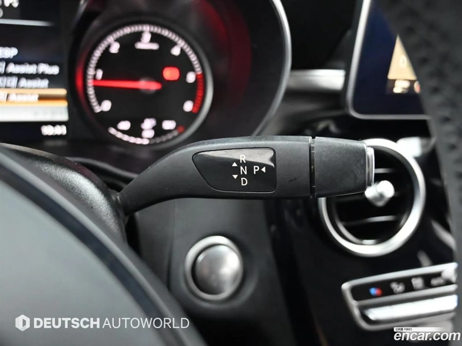 Mercedes-Benz C-Class W205 2015 — 20