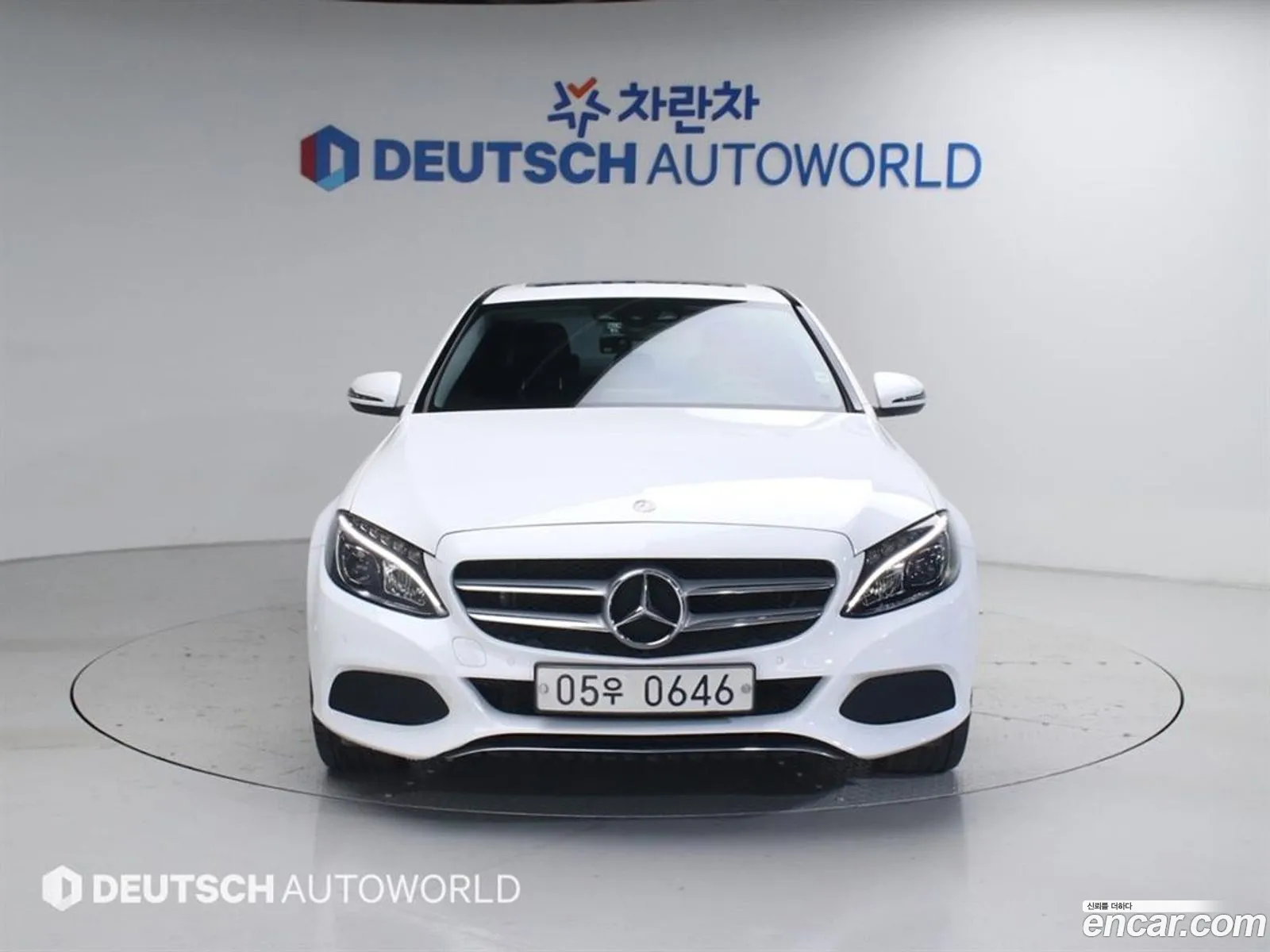 Mercedes-Benz C-Class W205 2015 — 13