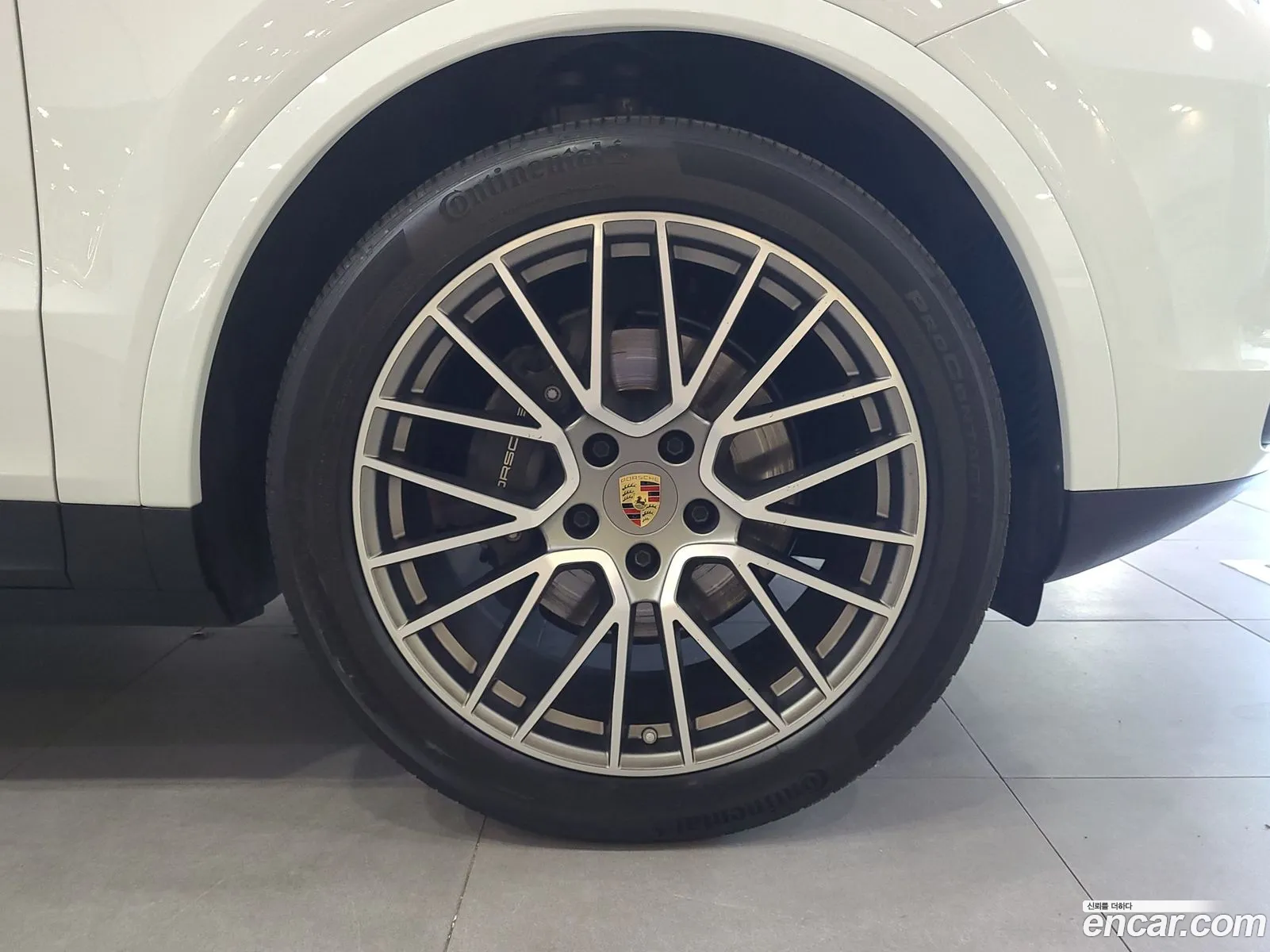 Porsche Cayenne 2023 — 16