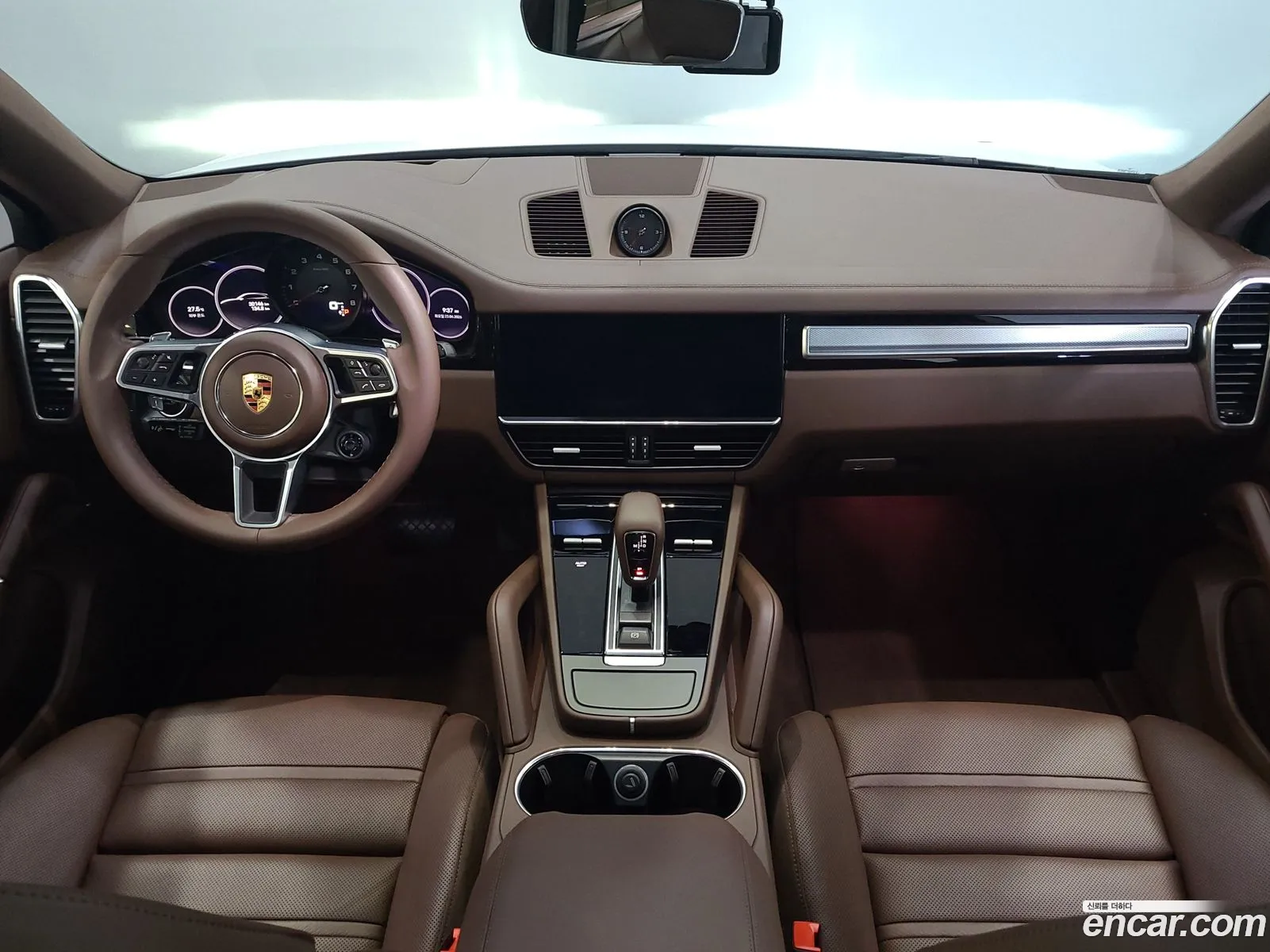 Porsche Cayenne 2023 — 18
