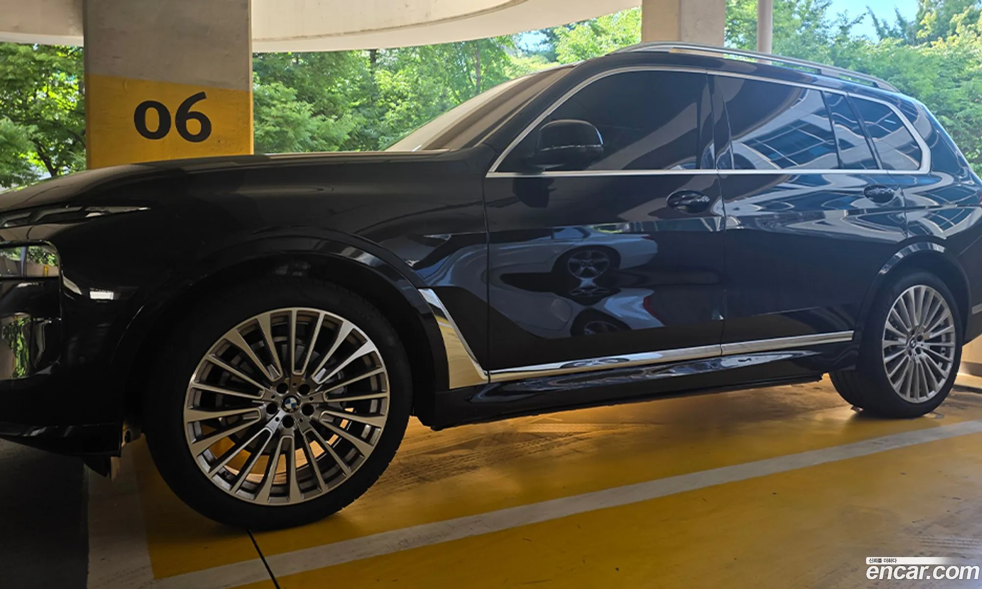BMW X7 2025 — 12