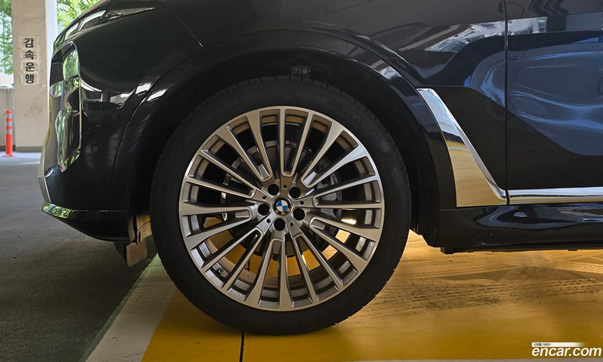 BMW X7 2025 — 4