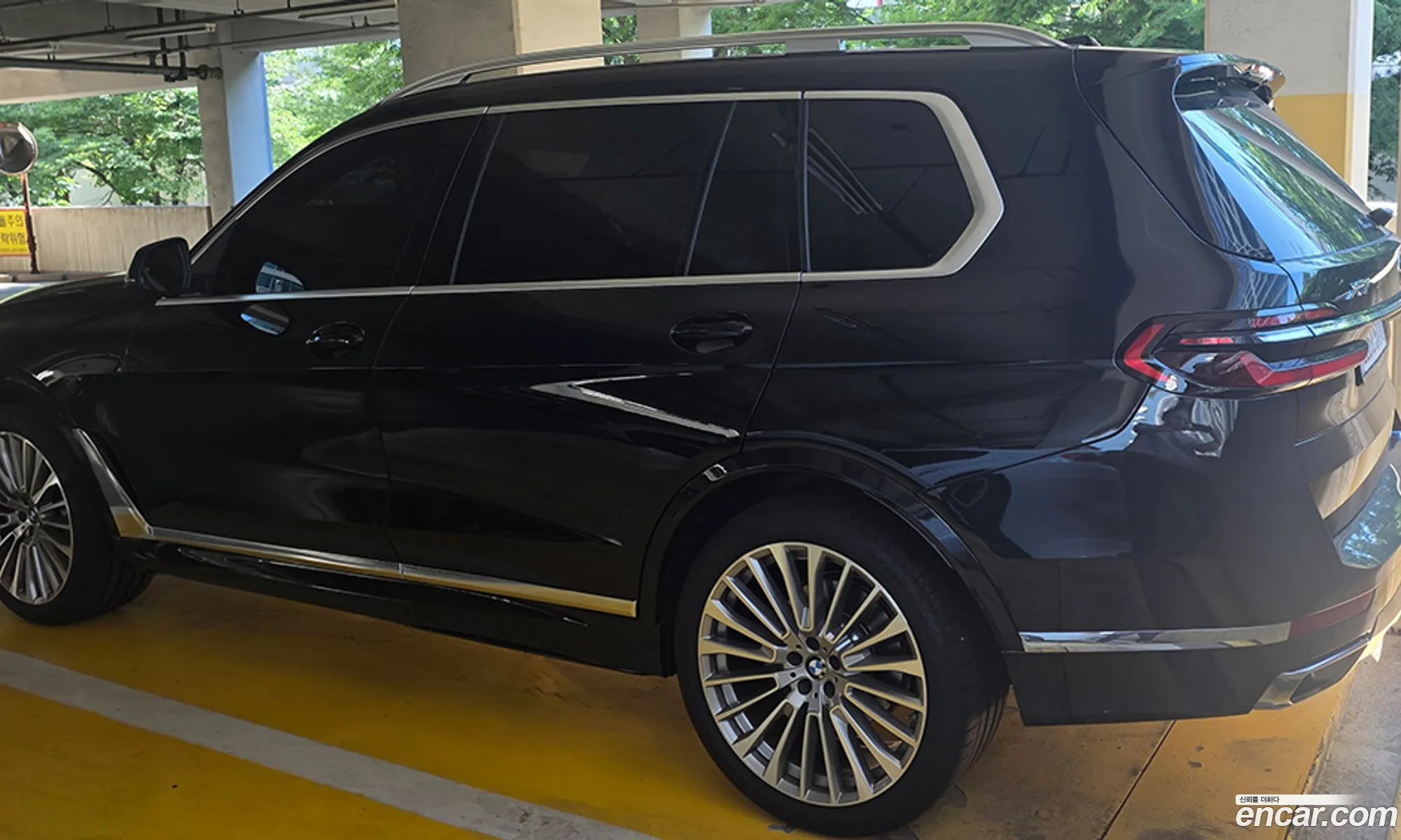 BMW X7 2025 — 9