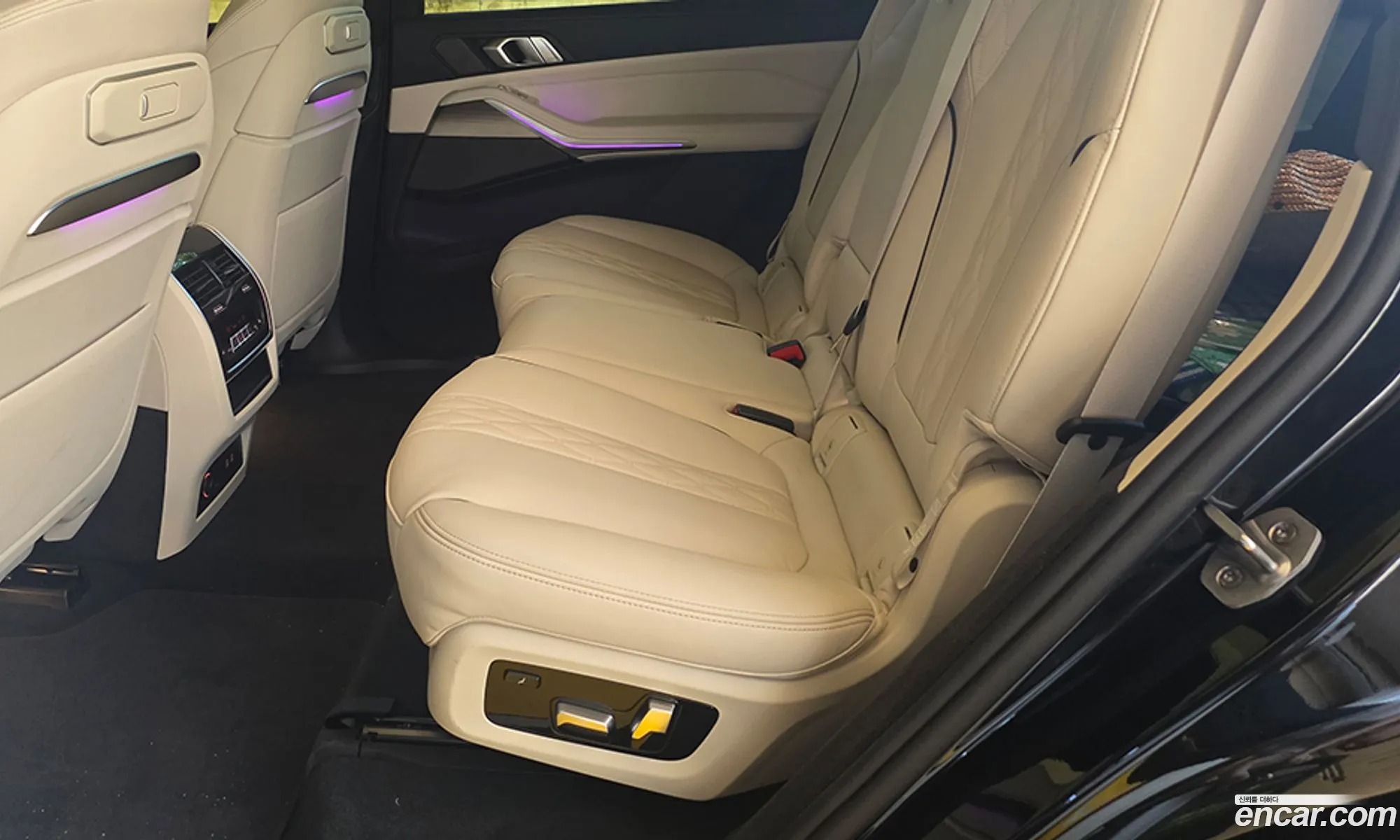 BMW X7 2025 — 17