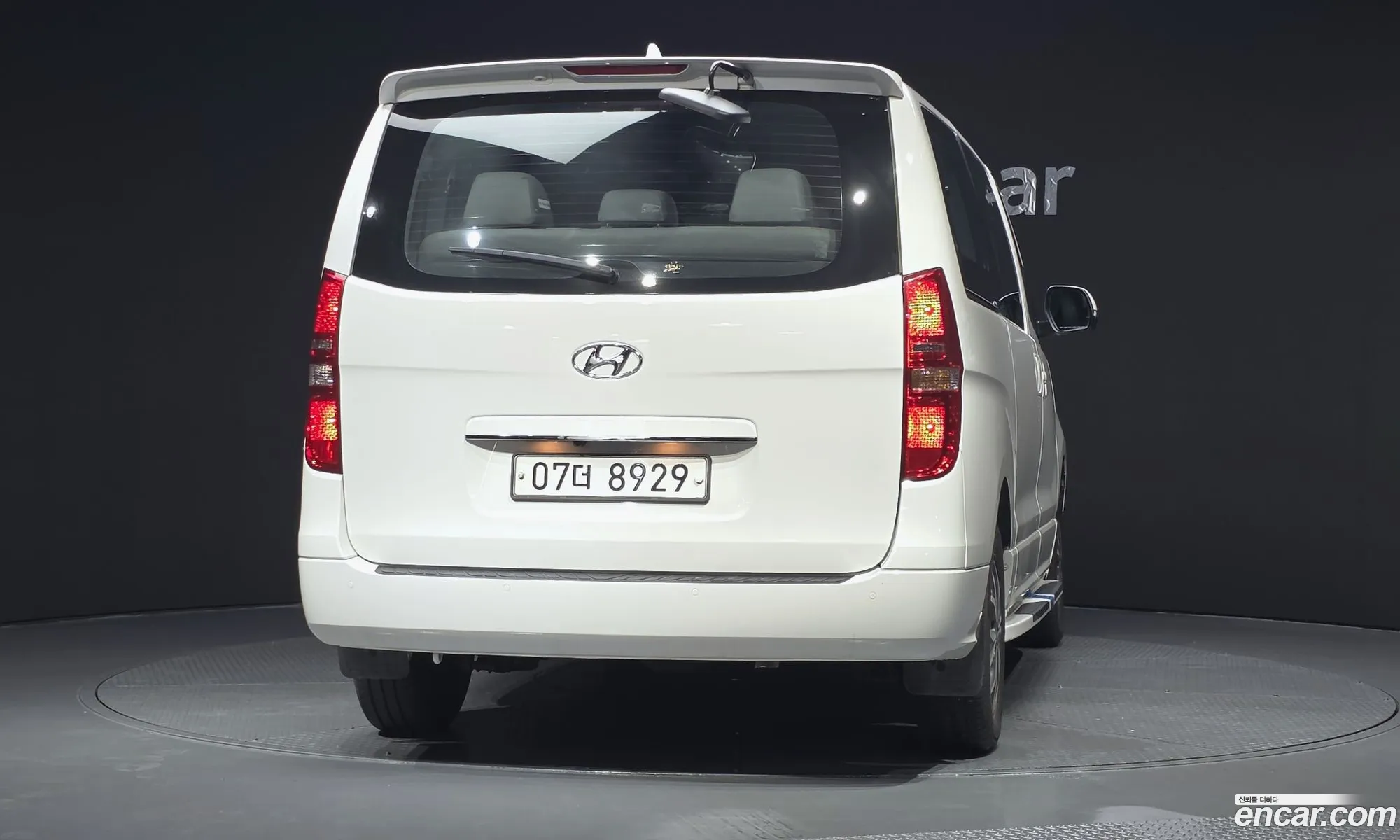 Hyundai Grand Starex 2018 — 2
