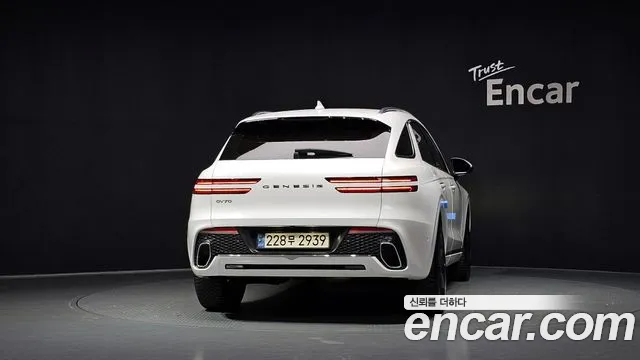 Genesis GV70 2021 — 3