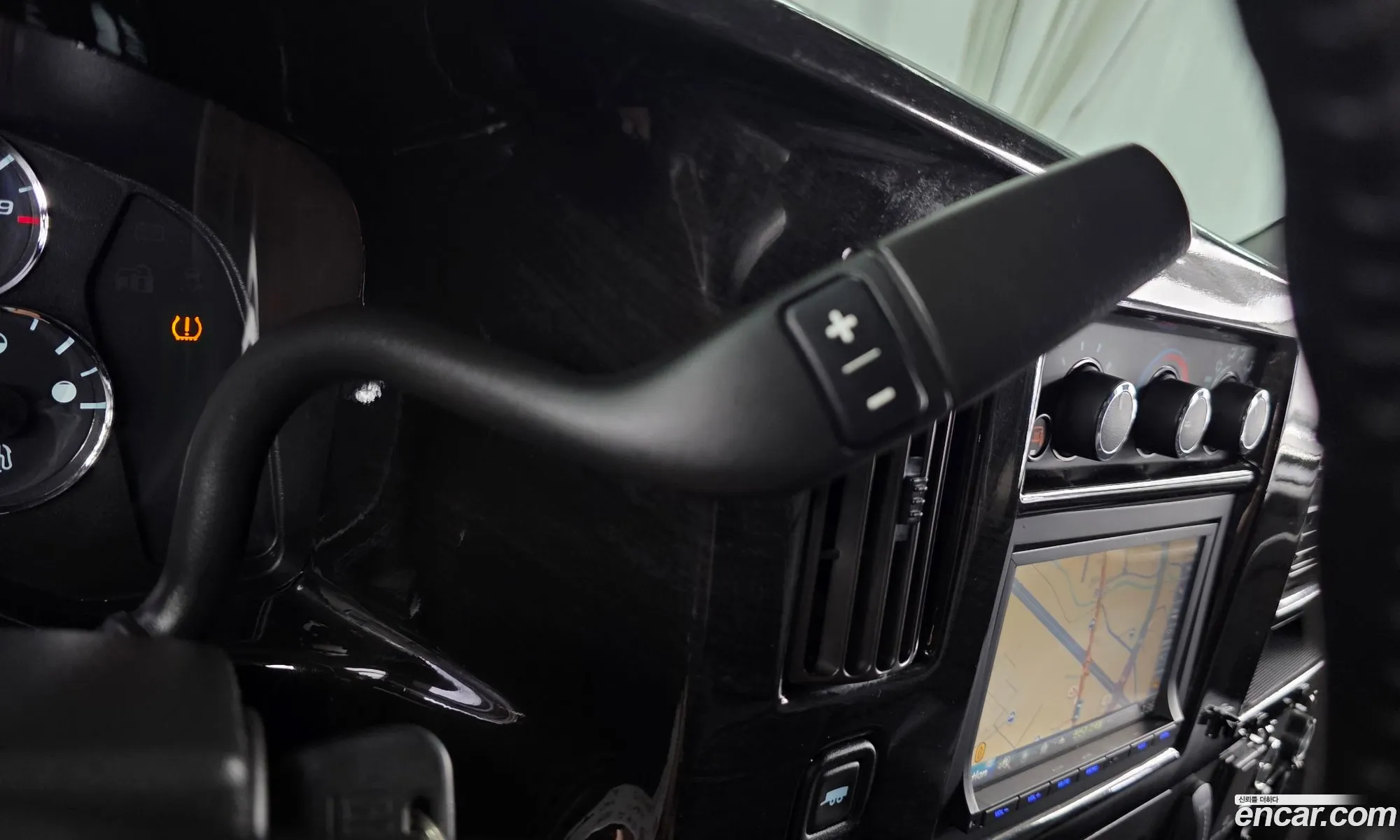 Chevrolet Express Van 2017 1GCWGBFG1H1135287 — 13