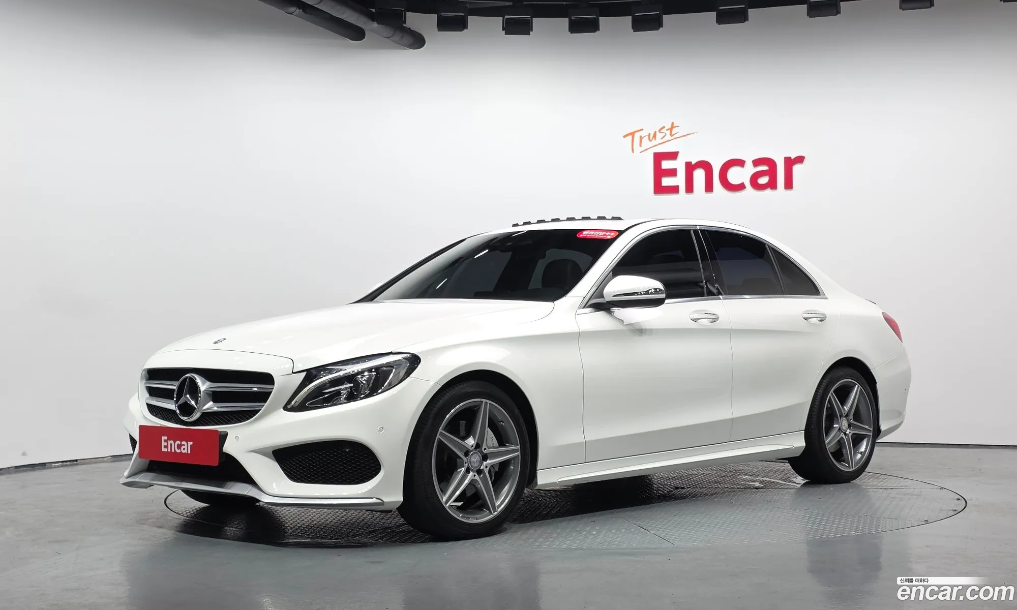 Mercedes-Benz C-Class W205 2016 — 33