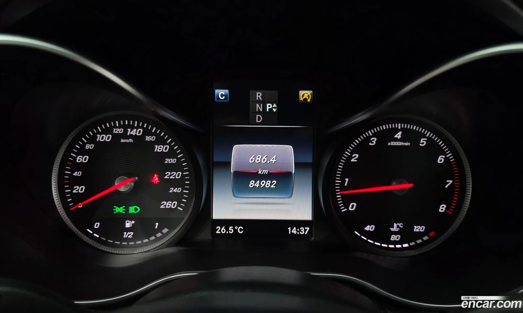 Mercedes-Benz C-Class W205 2016 — 30