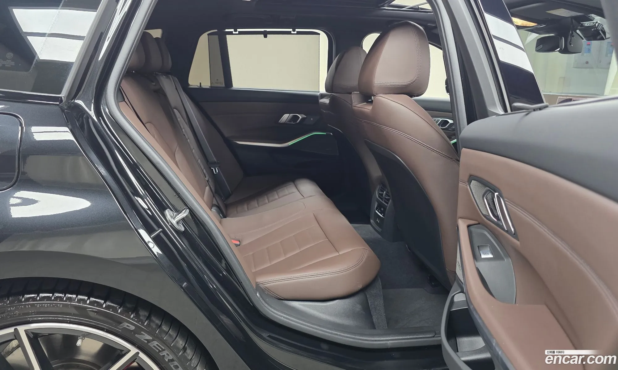 BMW 3 Series 2026 — 21
