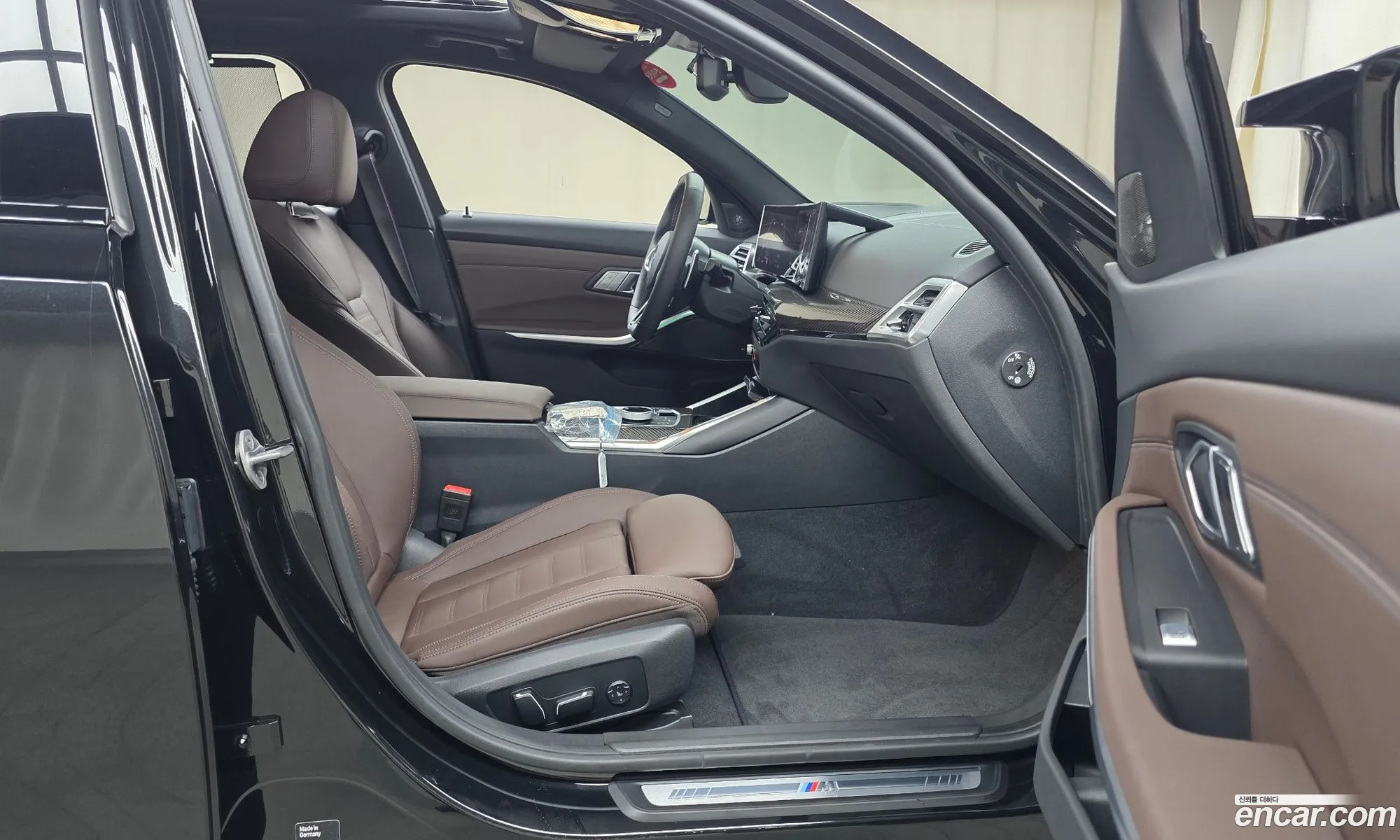 BMW 3 Series 2026 — 11