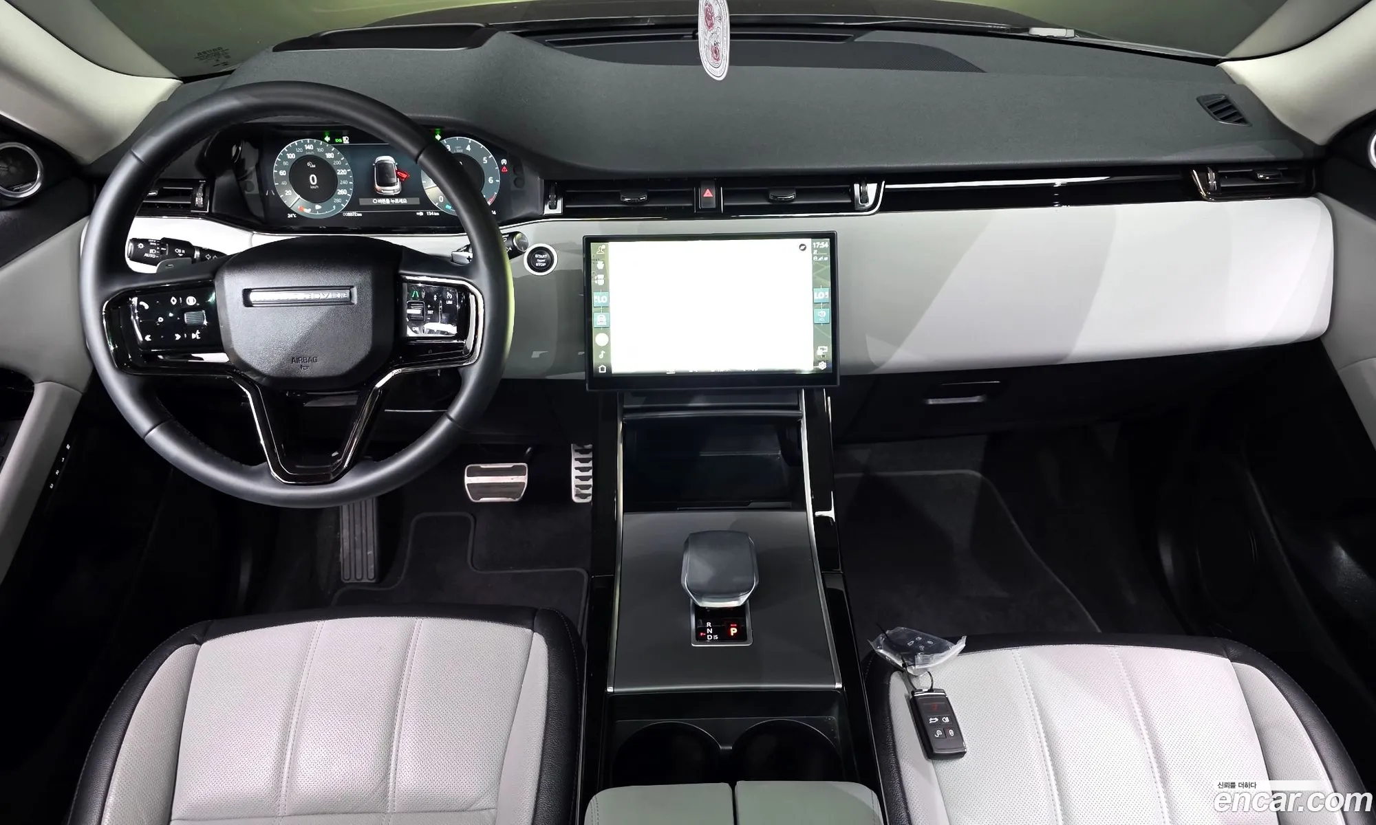 Land Rover Range Rover Evoque 2024 — 31