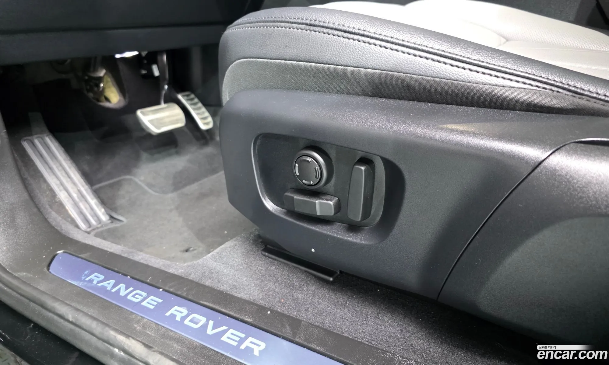 Land Rover Range Rover Evoque 2024 — 30