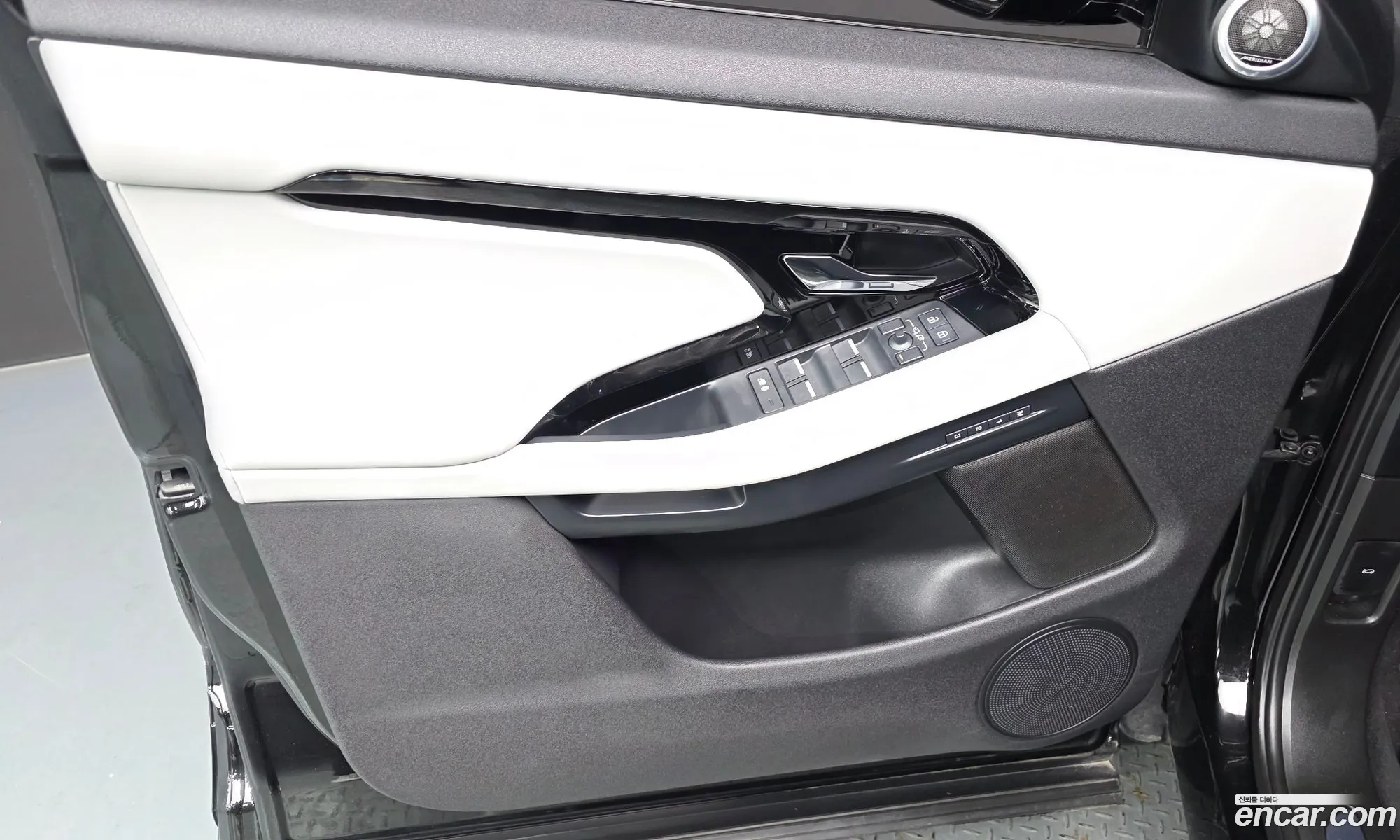 Land Rover Range Rover Evoque 2024 — 7