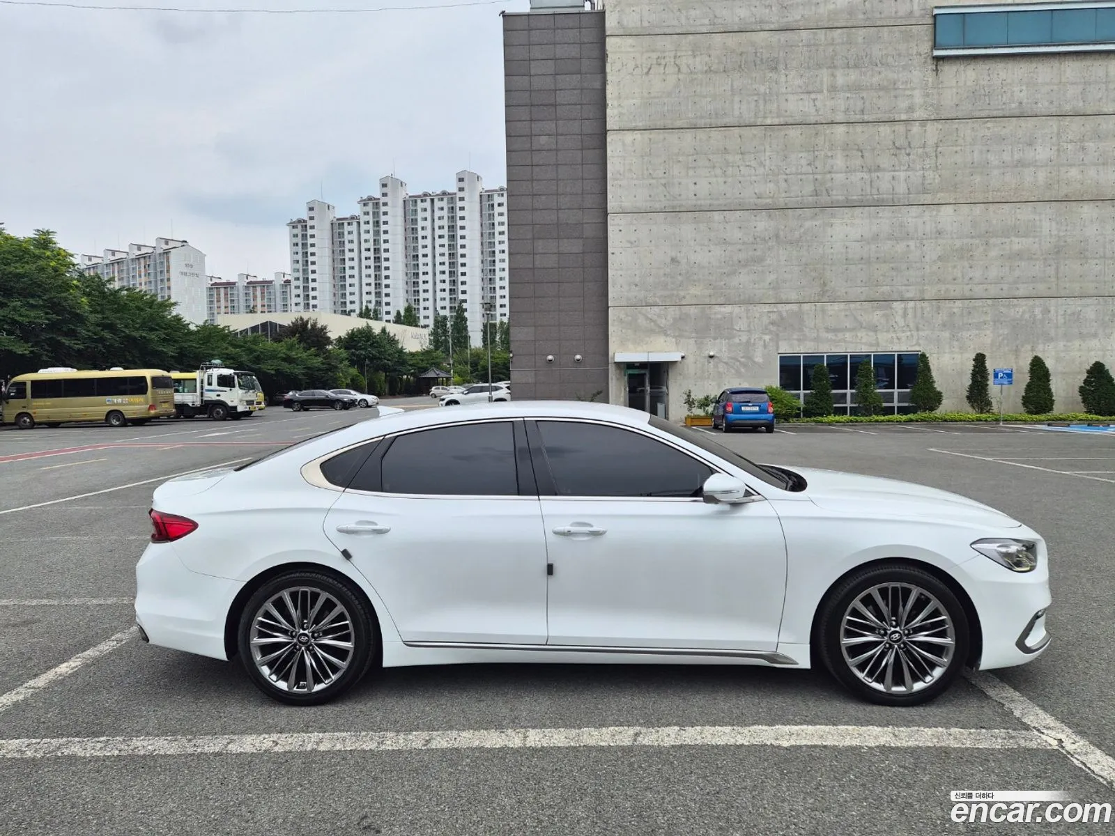 Hyundai Grandeur IG 2018 — 3