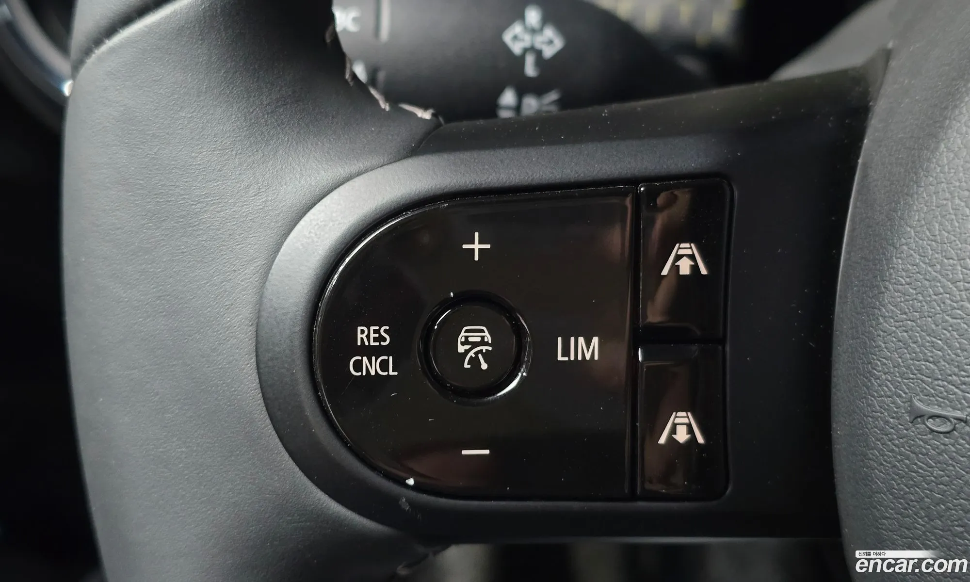 Mini Cooper Electric 2022 WMW11DJ00P2S83969 — 2