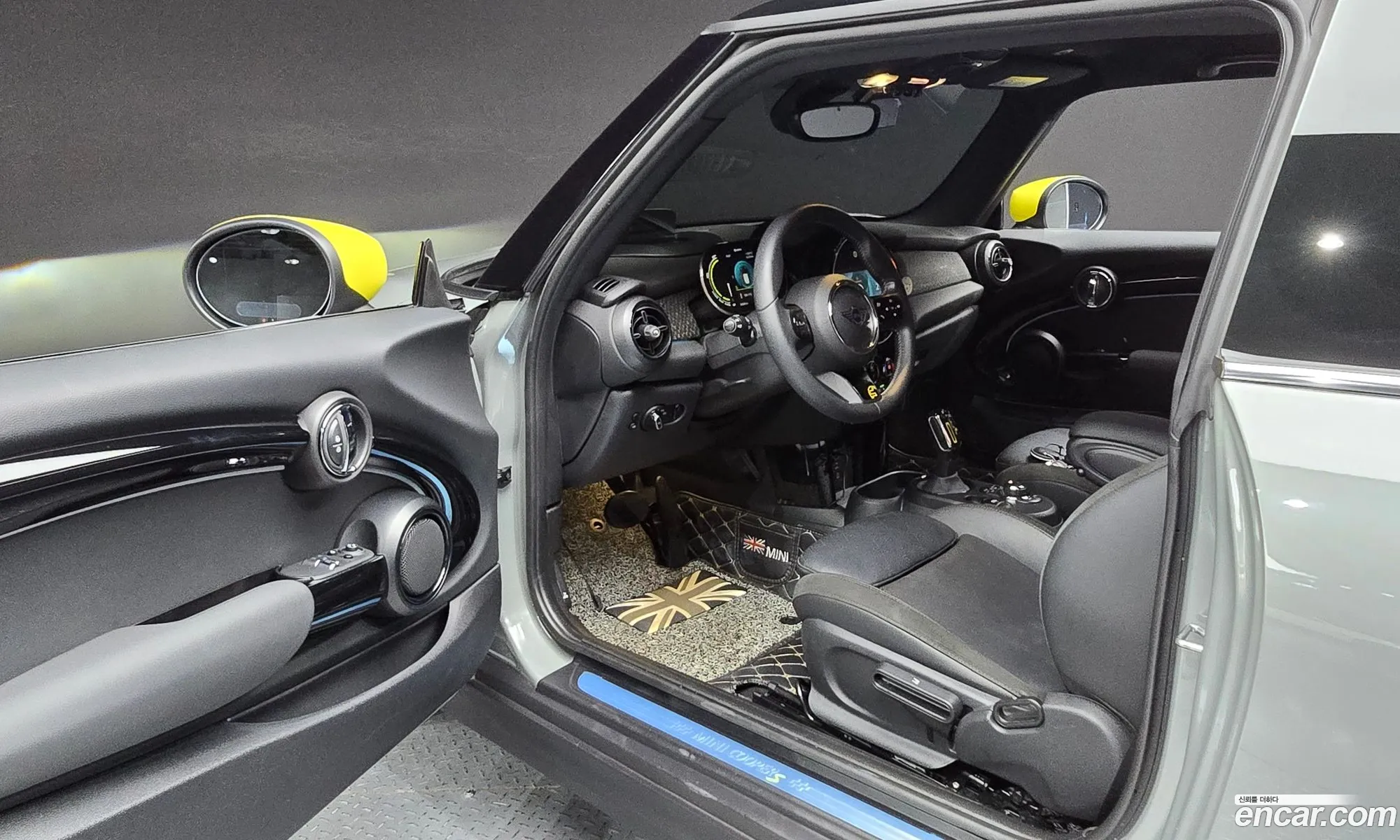 Mini Cooper Electric 2022 WMW11DJ00P2S83969 — 6