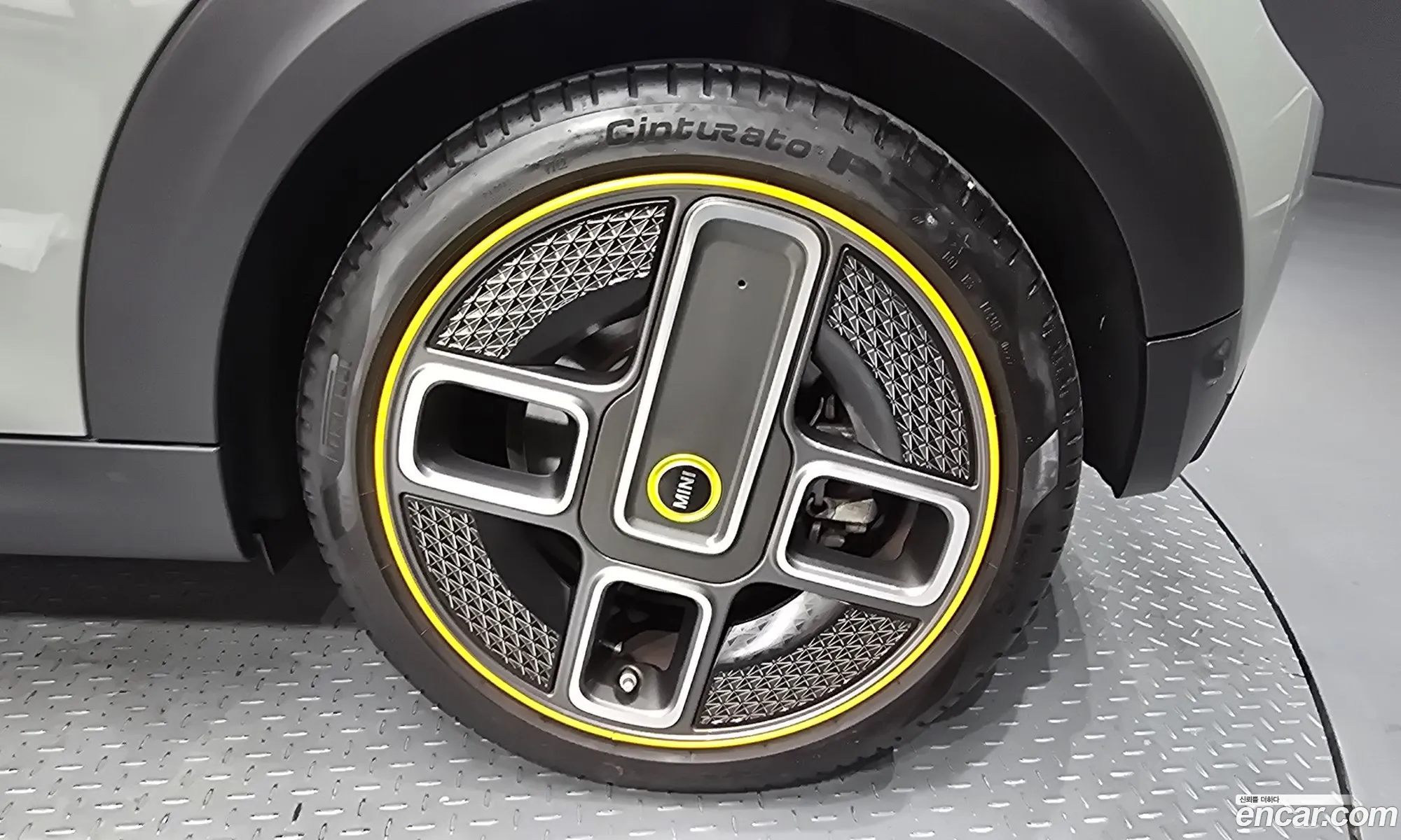 Mini Cooper Electric 2022 WMW11DJ00P2S83969 — 4