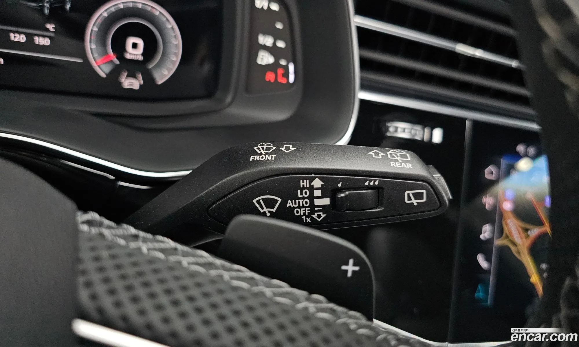 Audi Q8 2025 — 9
