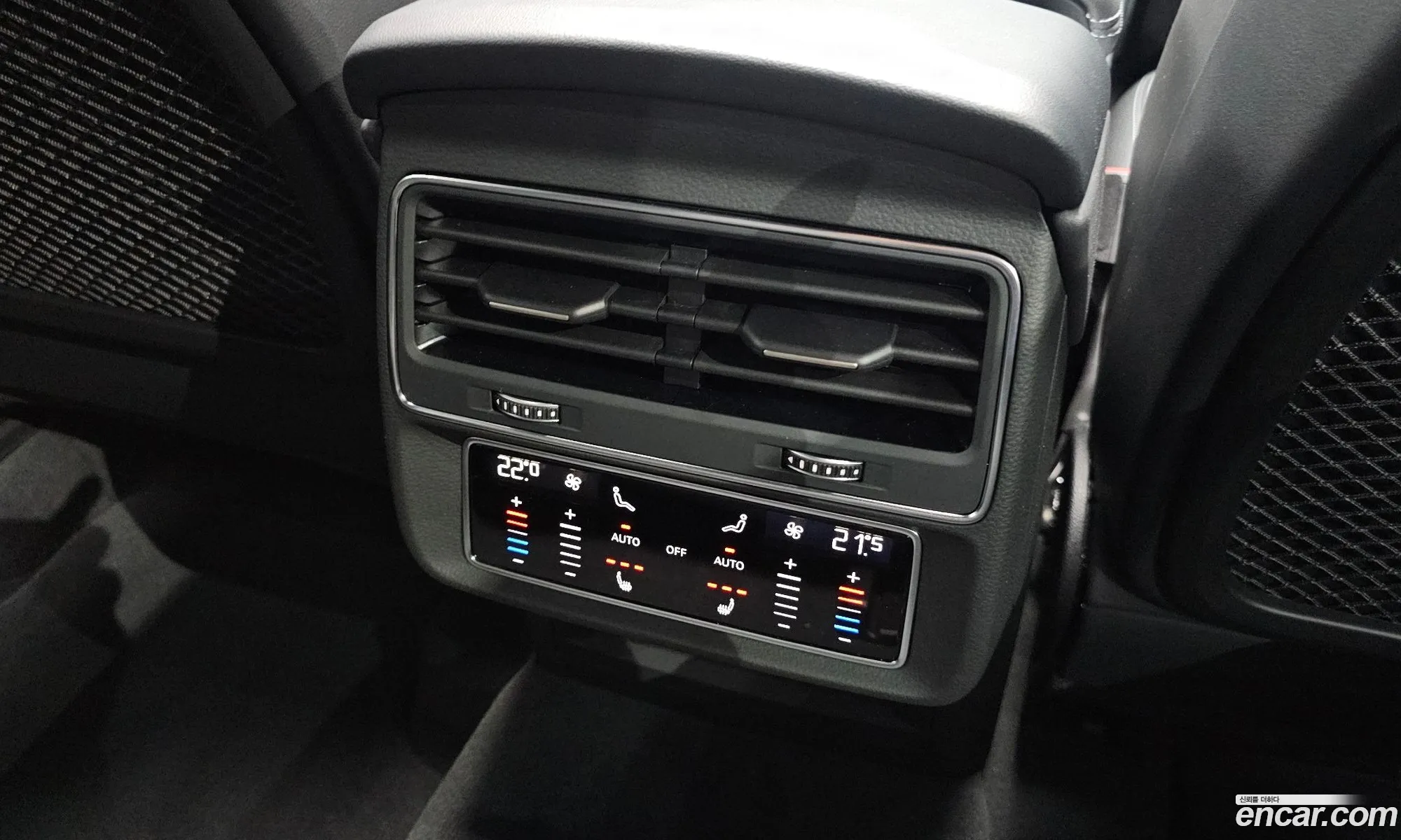 Audi Q8 2025 — 12