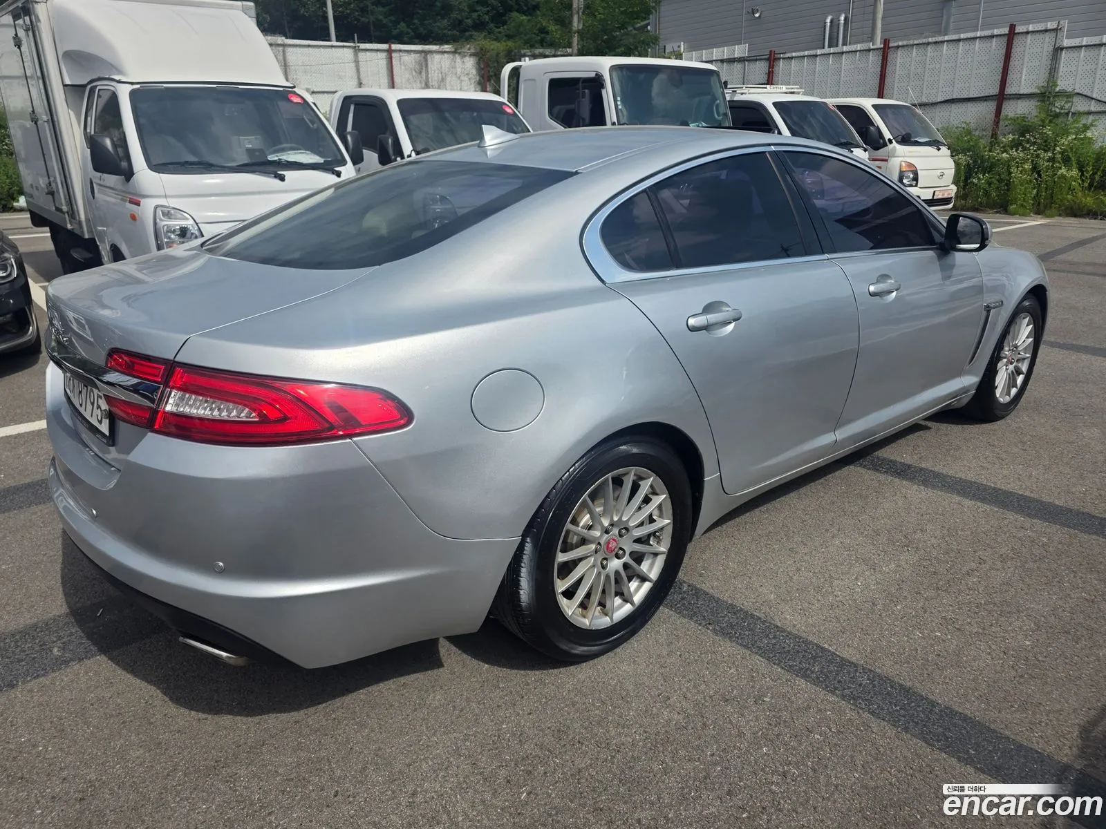 Jaguar XF 2015 — 2