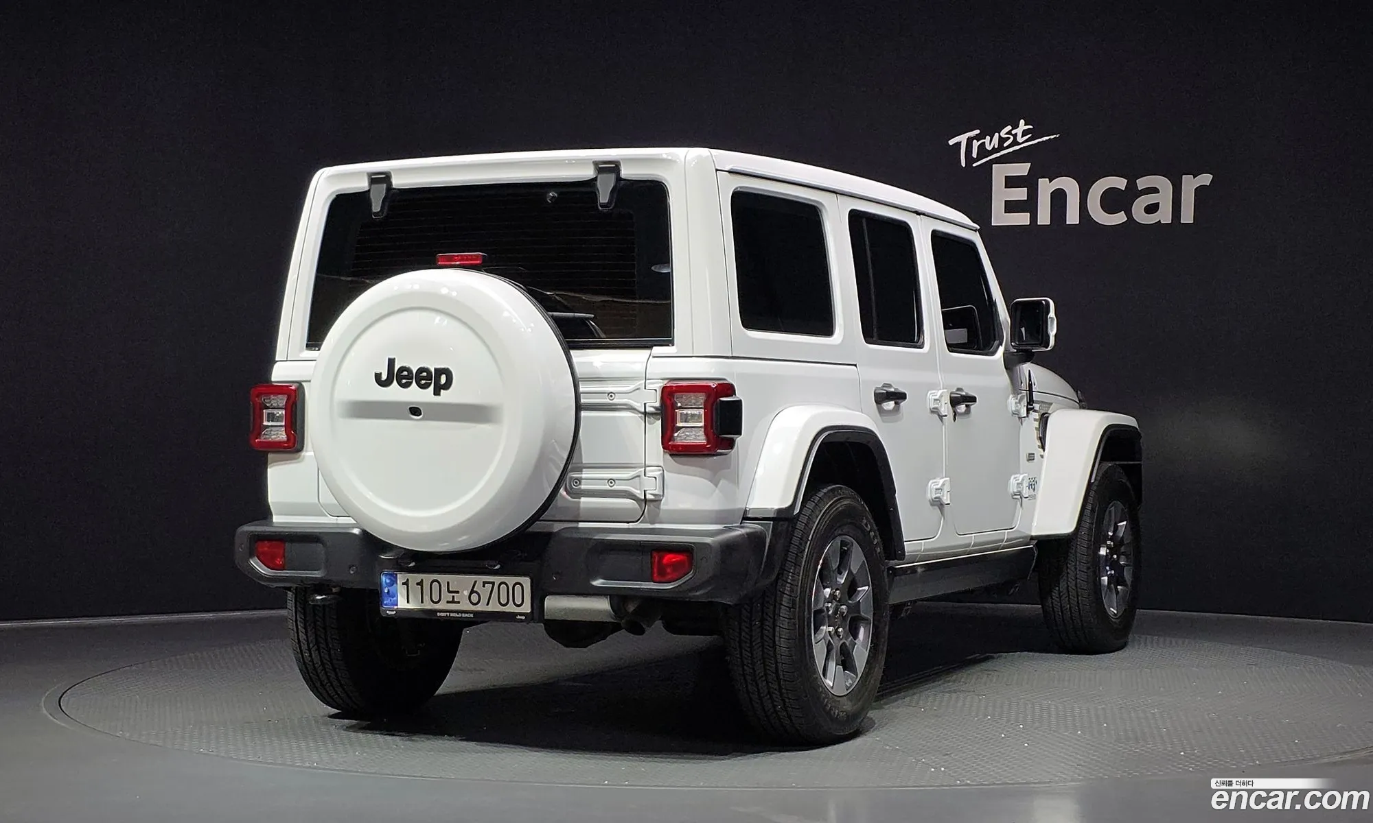 Jeep Wrangler 2022 — 18